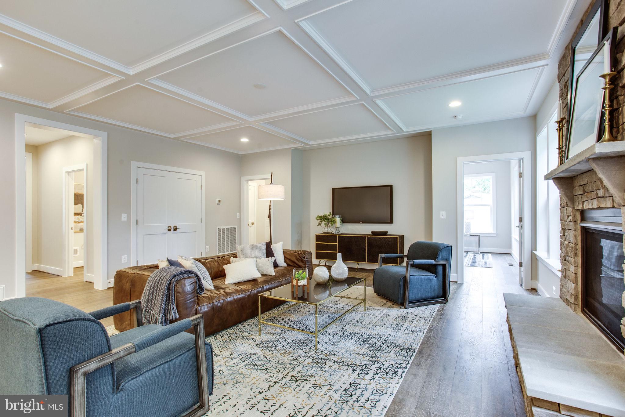 OAKCREST - Residential