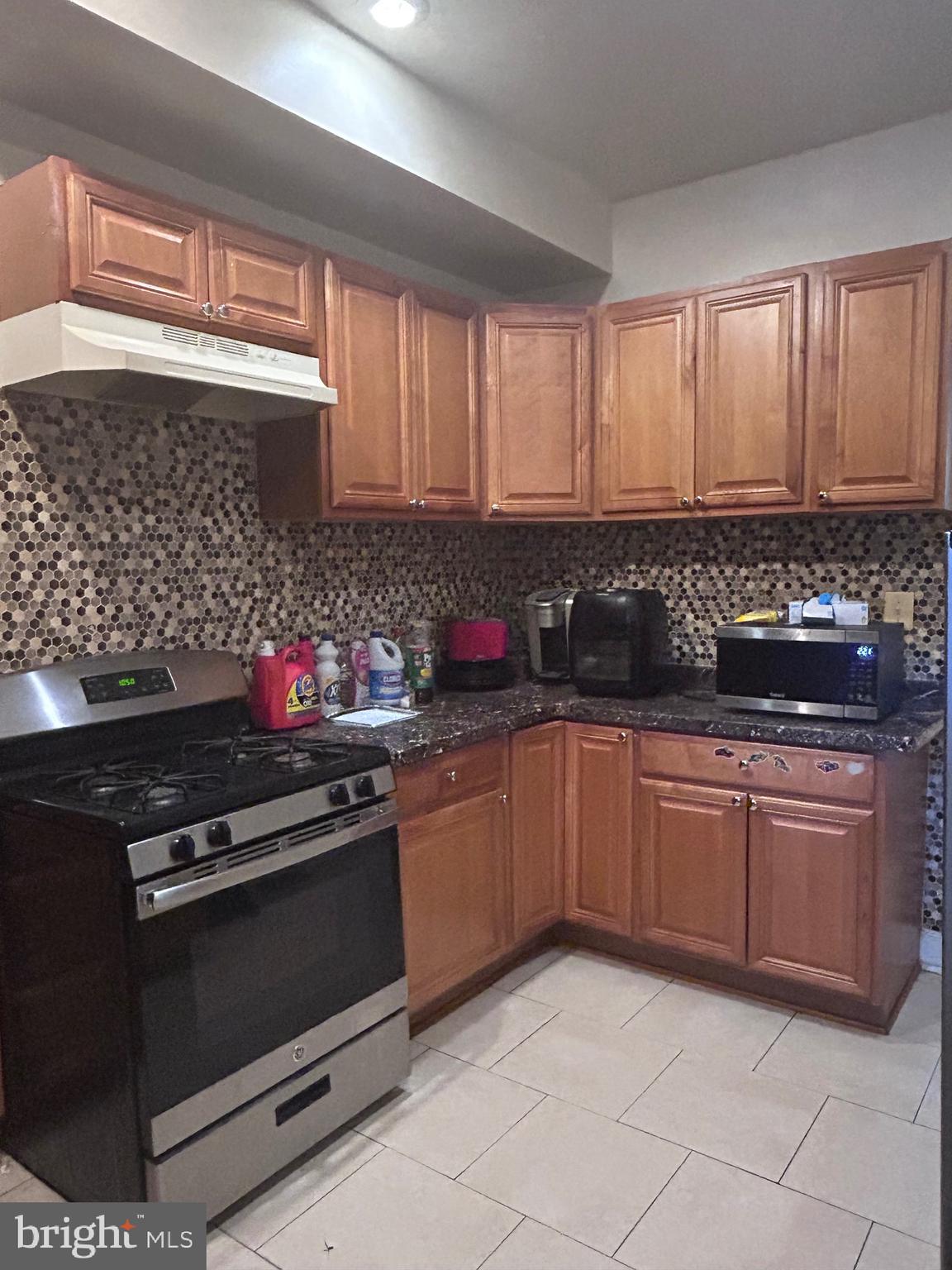 WEST BALTIMORE - Residential