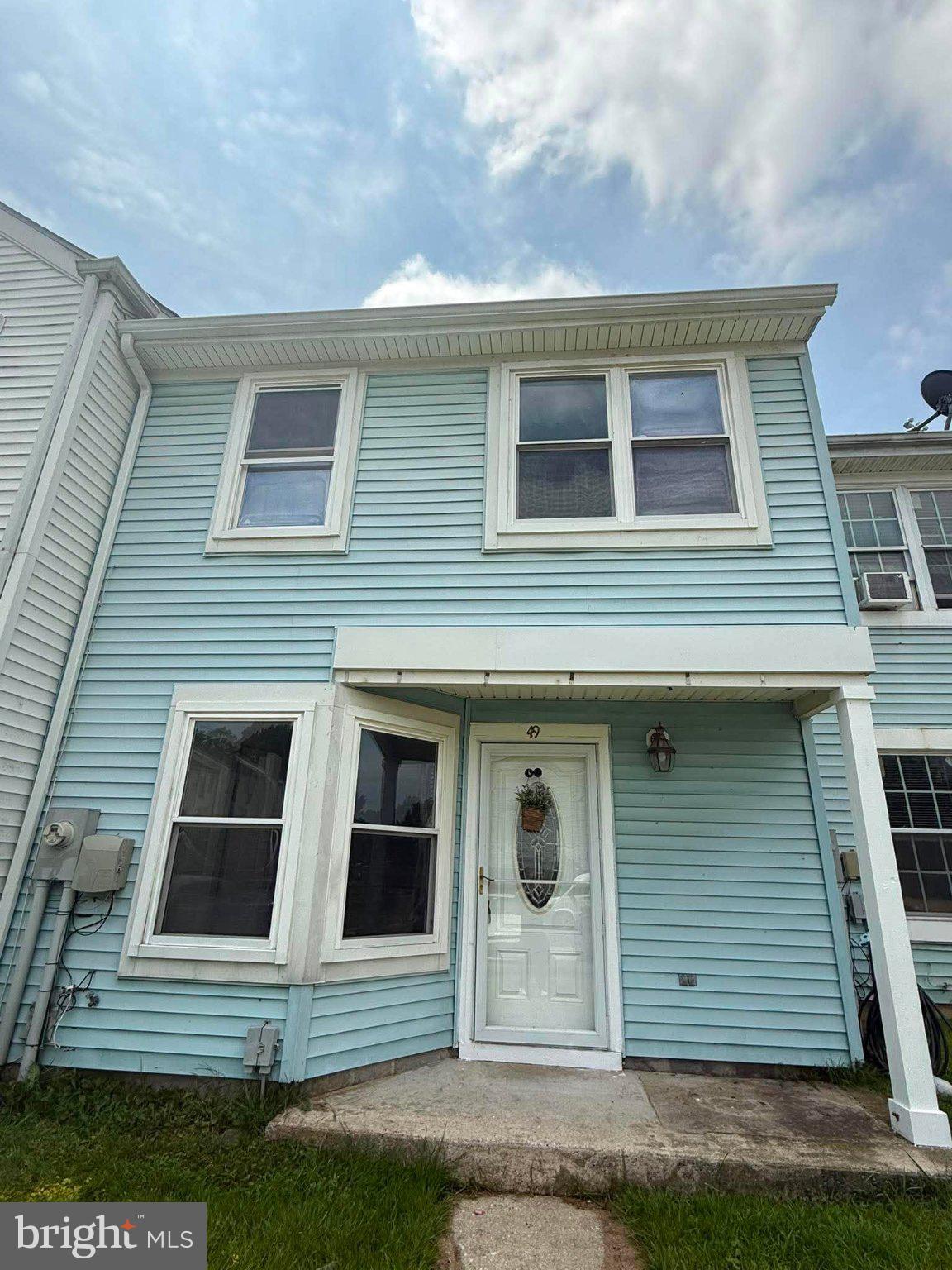 Nicely updated townhouse featuring 2 levels, 3 bedrooms, and 1.5 bathrooms. The recently renovated kitchen offers new stainless steel appliances, updated countertops, and maple cabinetry. Enjoy durable laminate flooring throughout the home and fresh paint throughout. This move-in-ready property is vacant, shows beautifully, and is ready for its new owner. Don't miss this excellent opportunity!