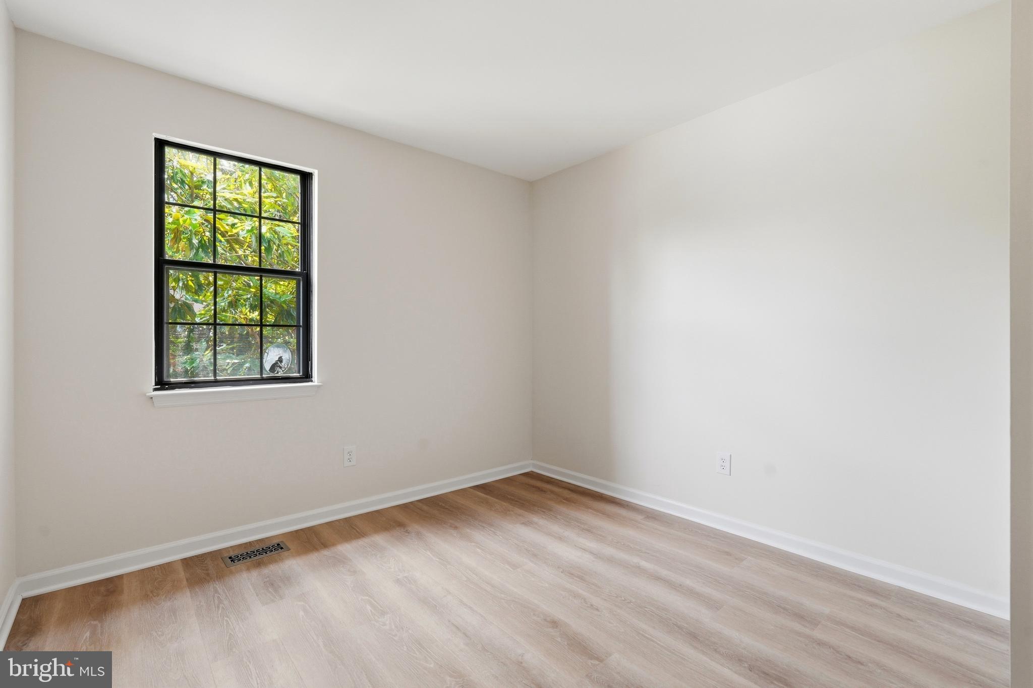 WILLISTOWN WOODS - Residential