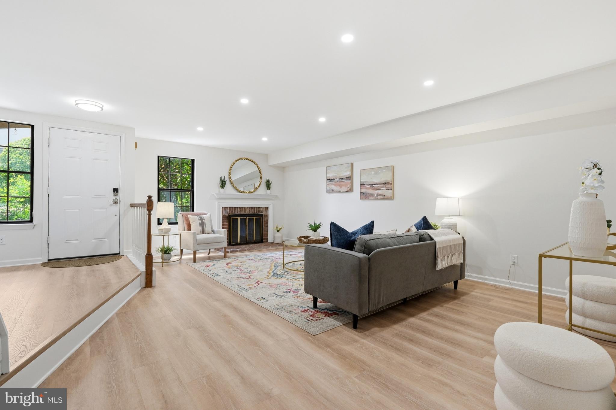 WILLISTOWN WOODS - Residential
