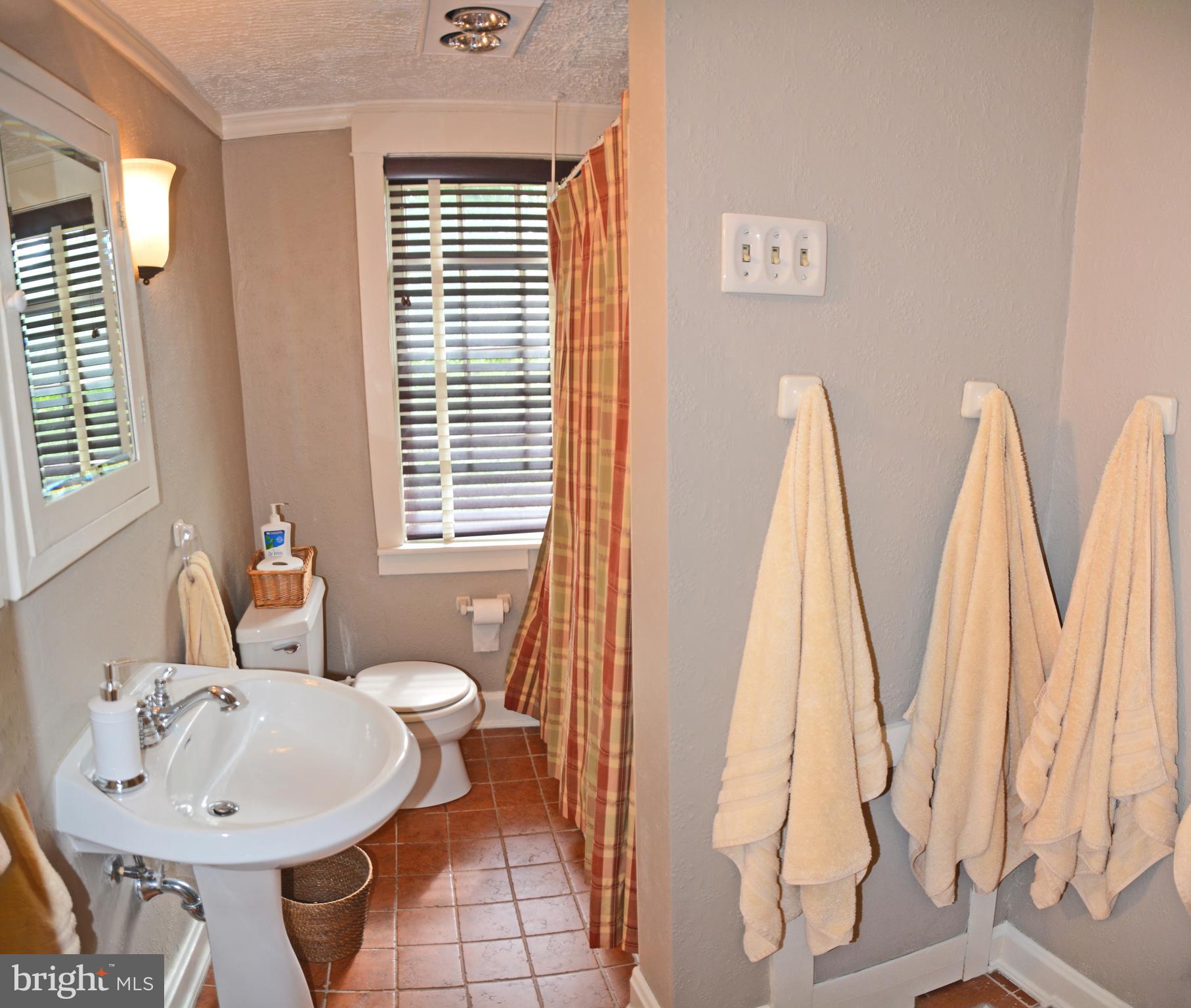 MILLERSVILLE - Residential