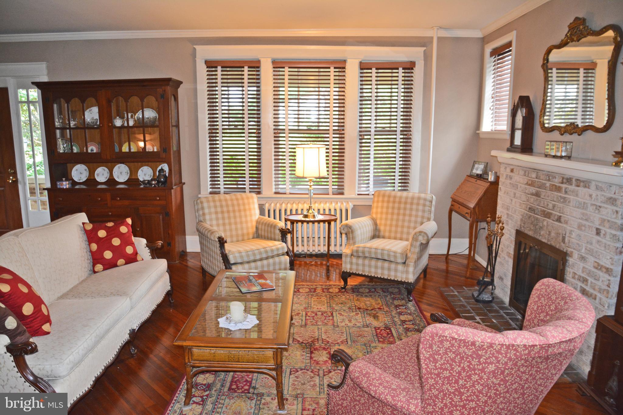 MILLERSVILLE - Residential