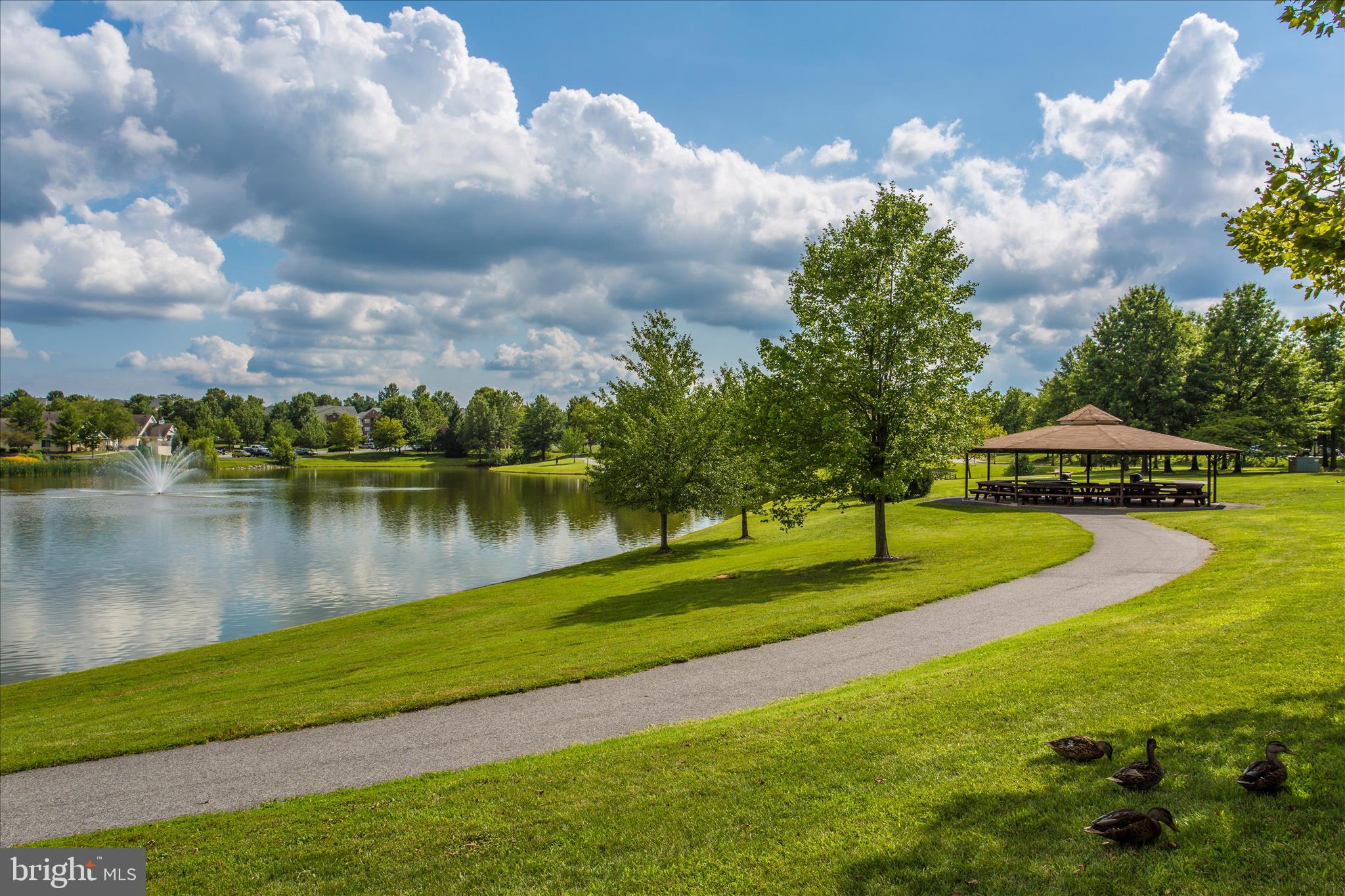 RIDGEVIEW II - Residential
