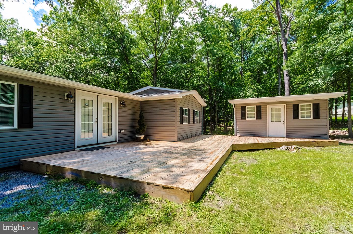 RIVER VIEW PARK - Residential