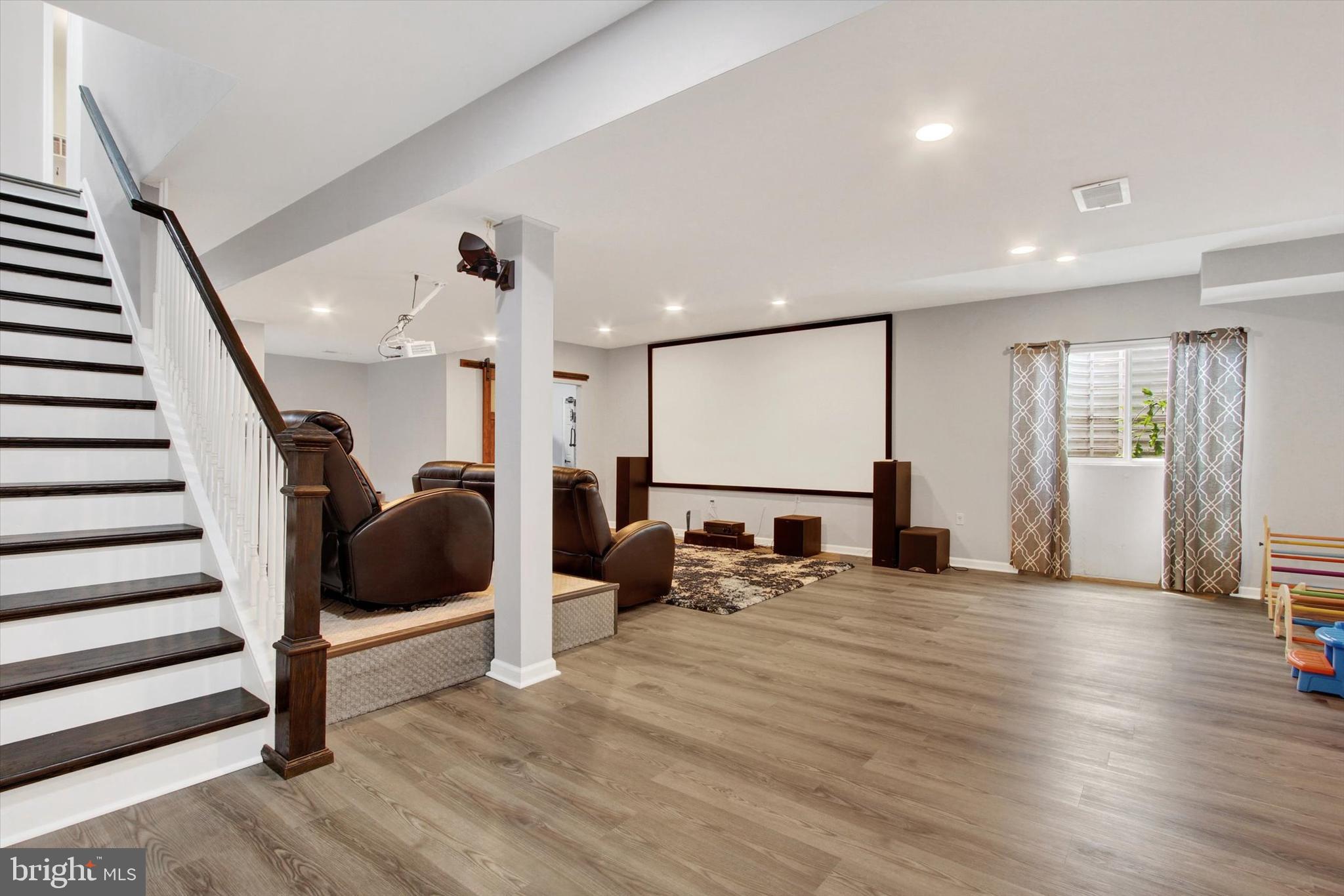 CARRIAGE PARK - Residential