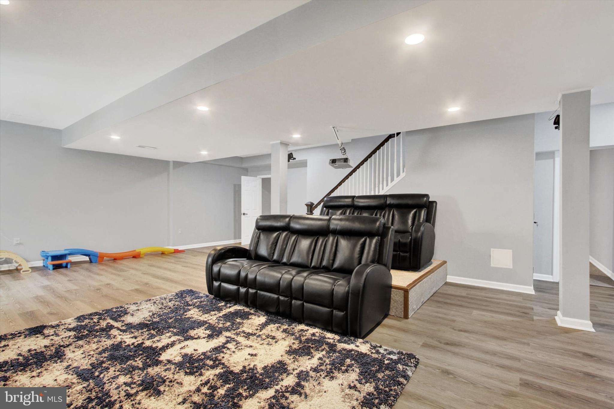 CARRIAGE PARK - Residential