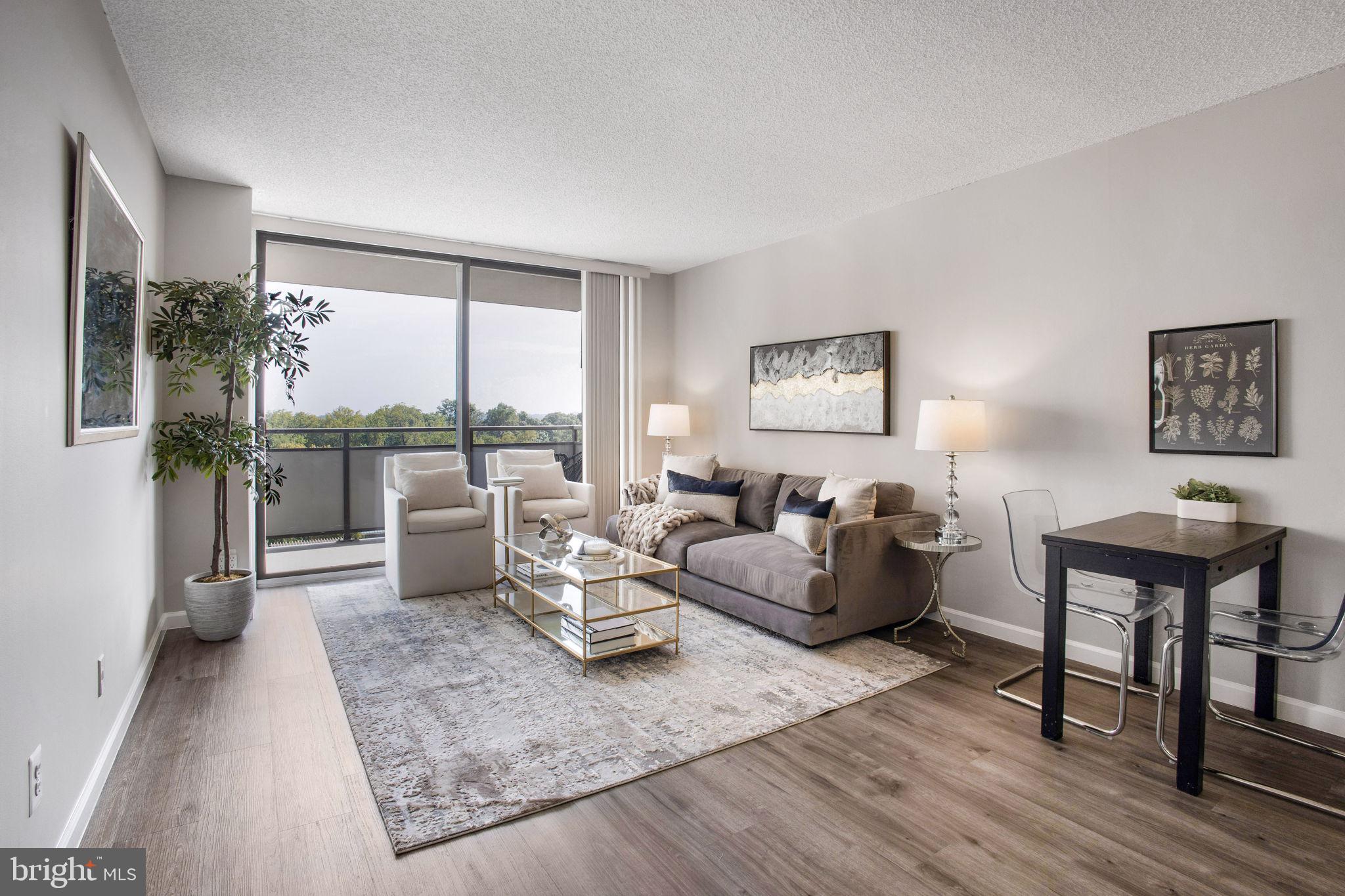 PROMENADE TOWERS - Residential Lease