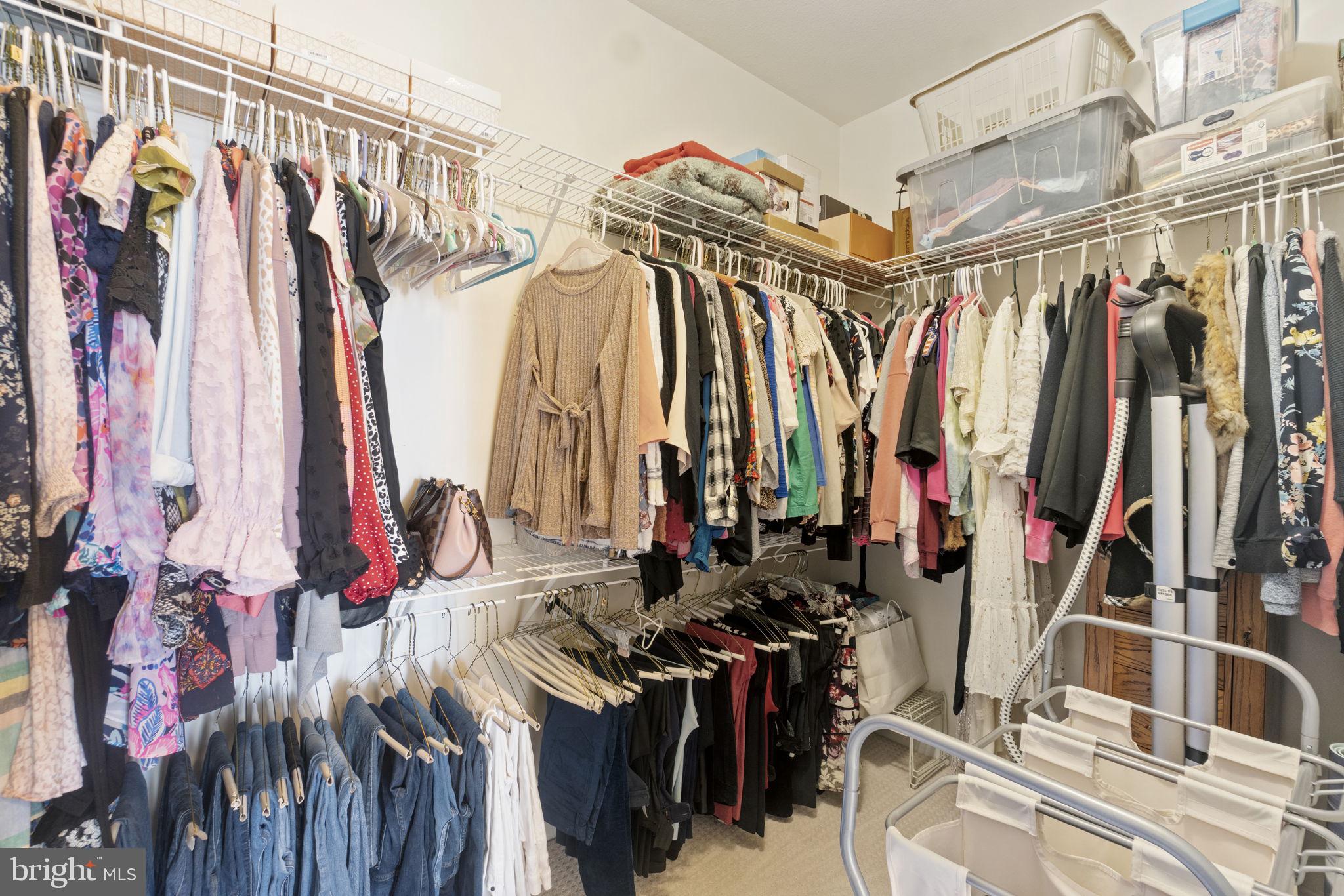 COLONNADE AT KENTLANDS - Residential