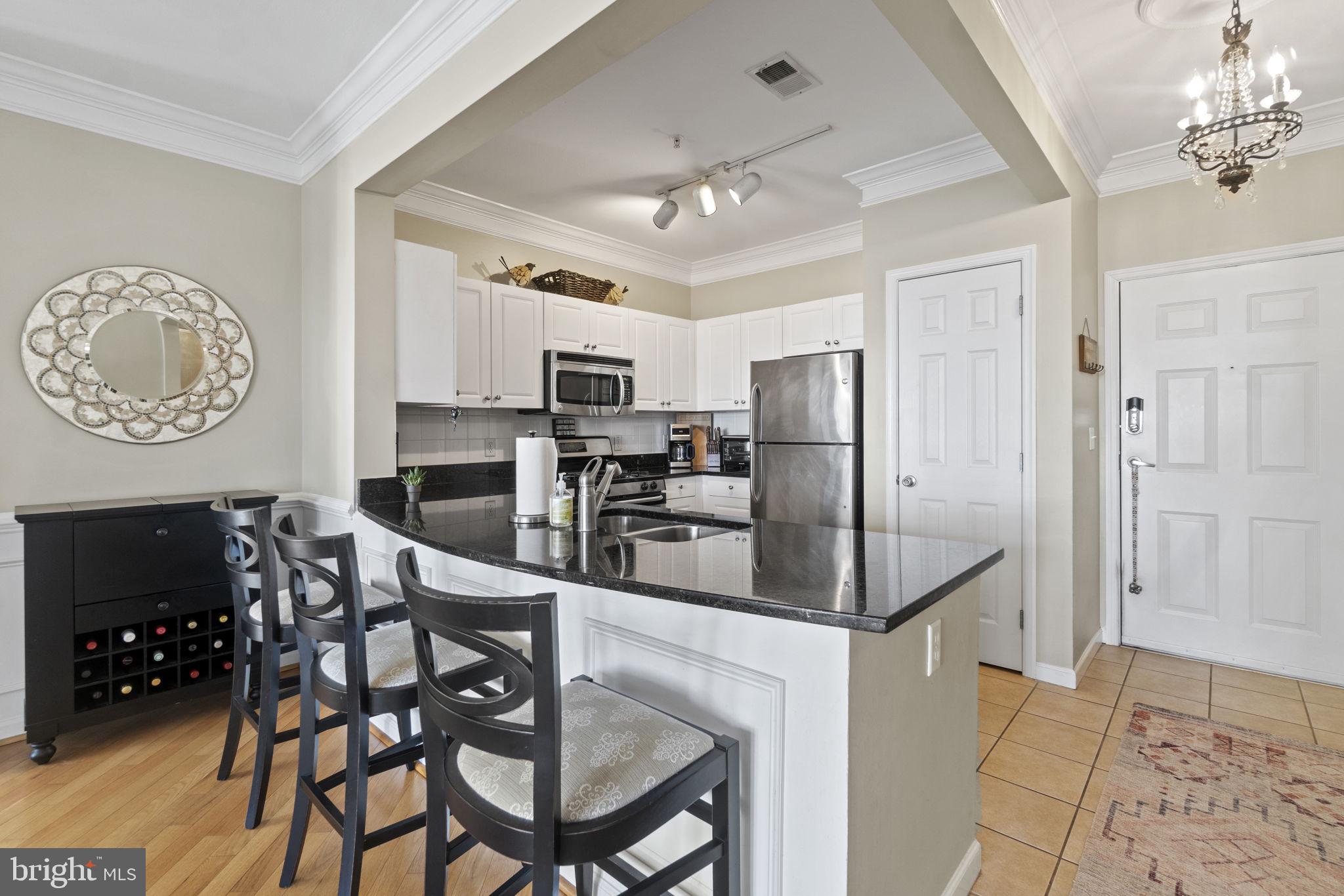 COLONNADE AT KENTLANDS - Residential