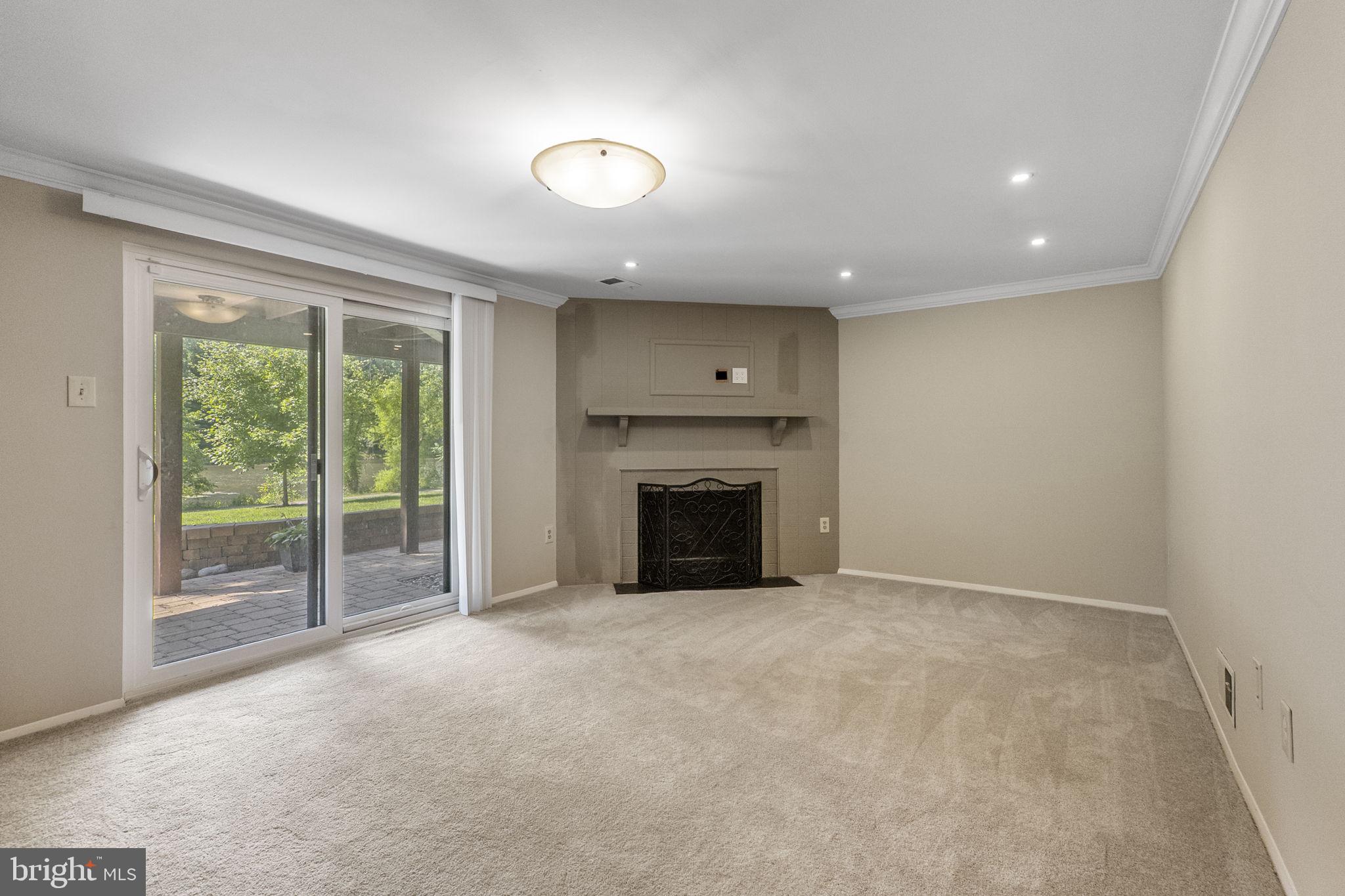 ELKHORN LANDING - Residential