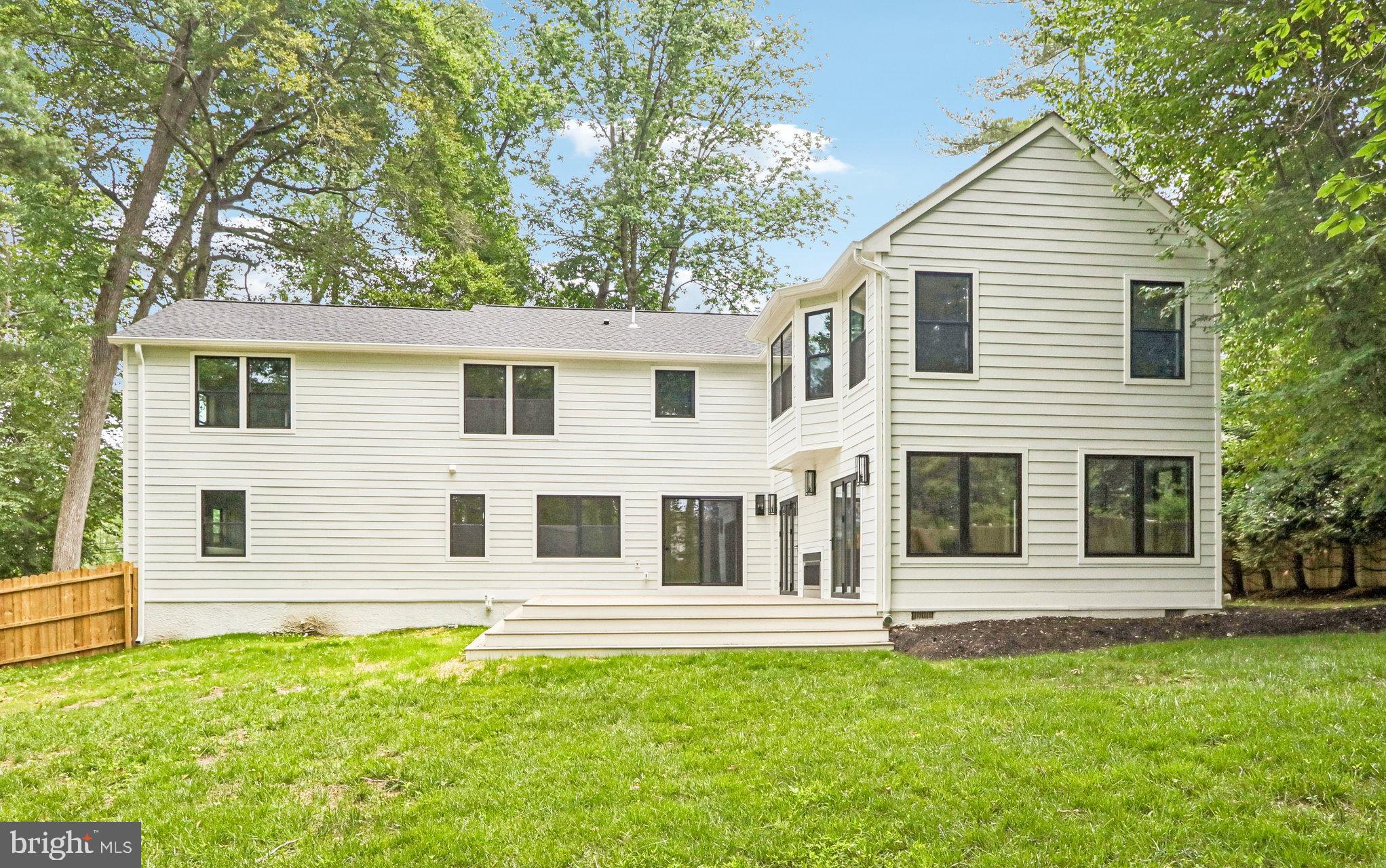 RADNOR HUNT - Residential