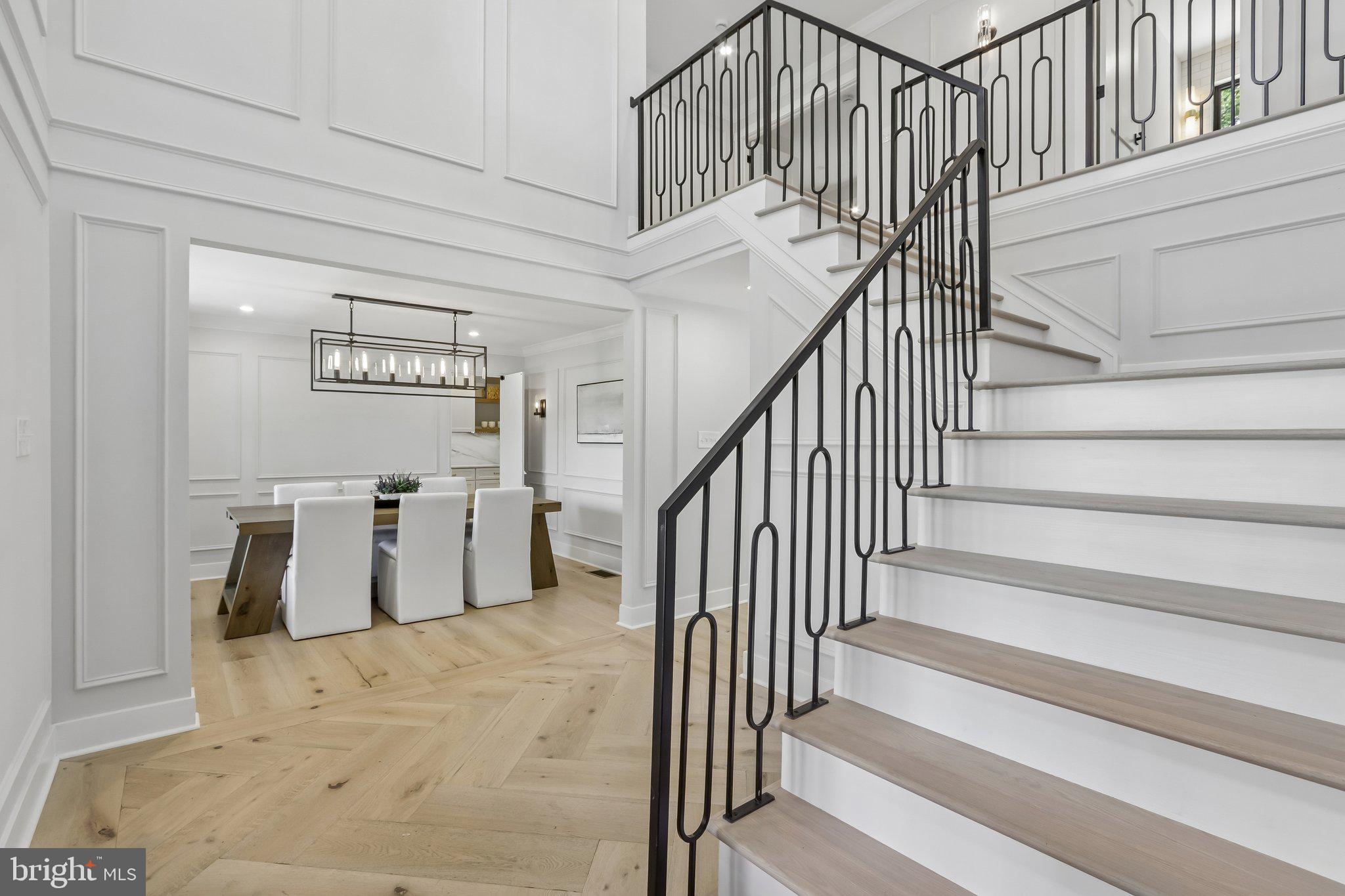 RADNOR HUNT - Residential