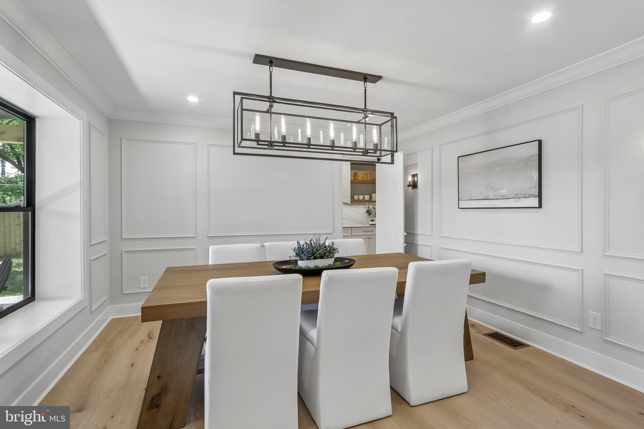 RADNOR HUNT - Residential