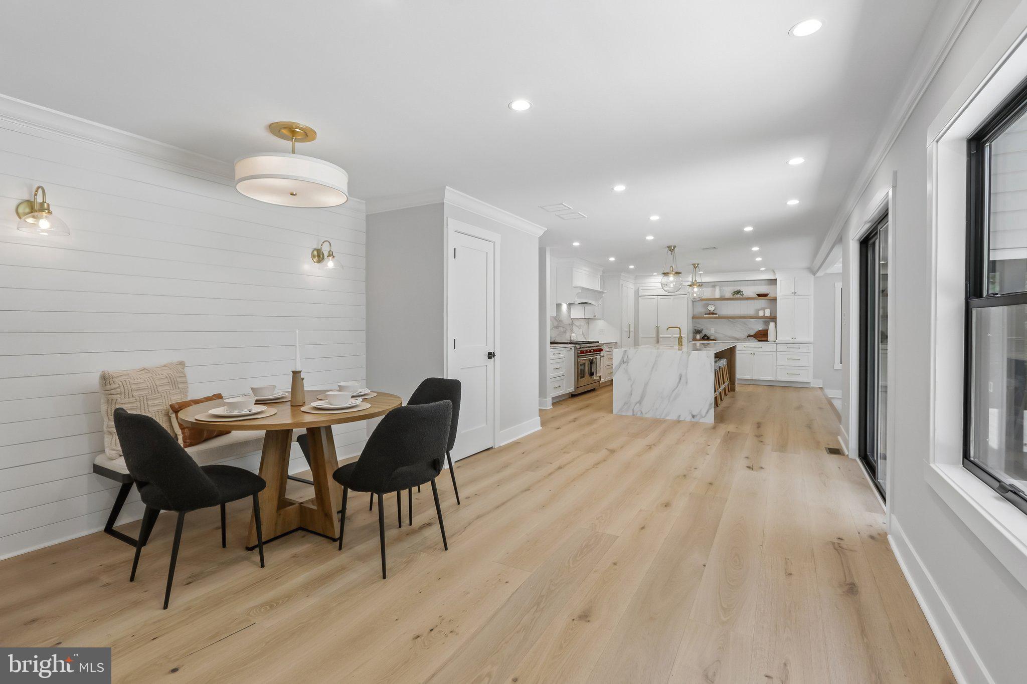 RADNOR HUNT - Residential