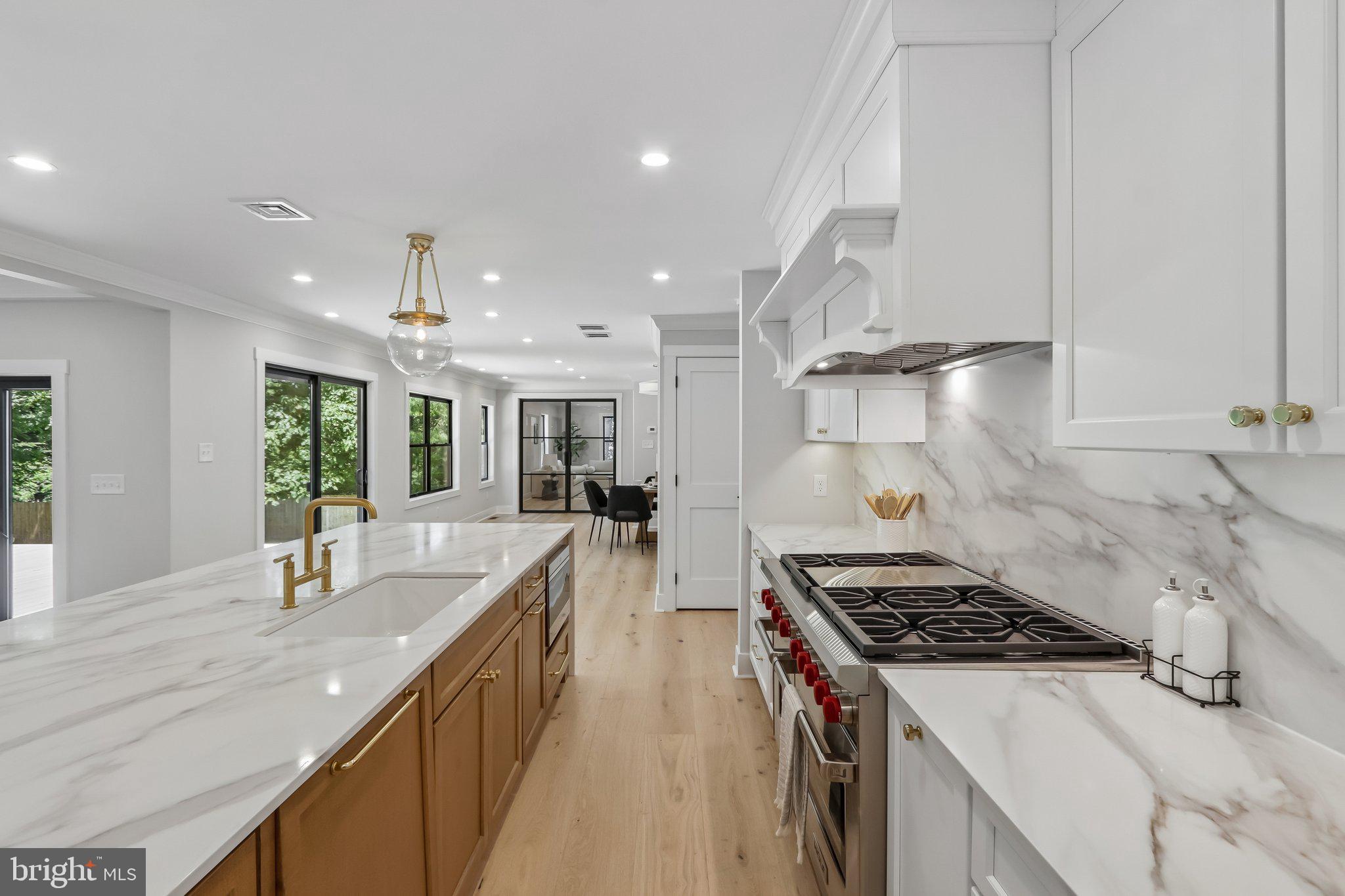 RADNOR HUNT - Residential