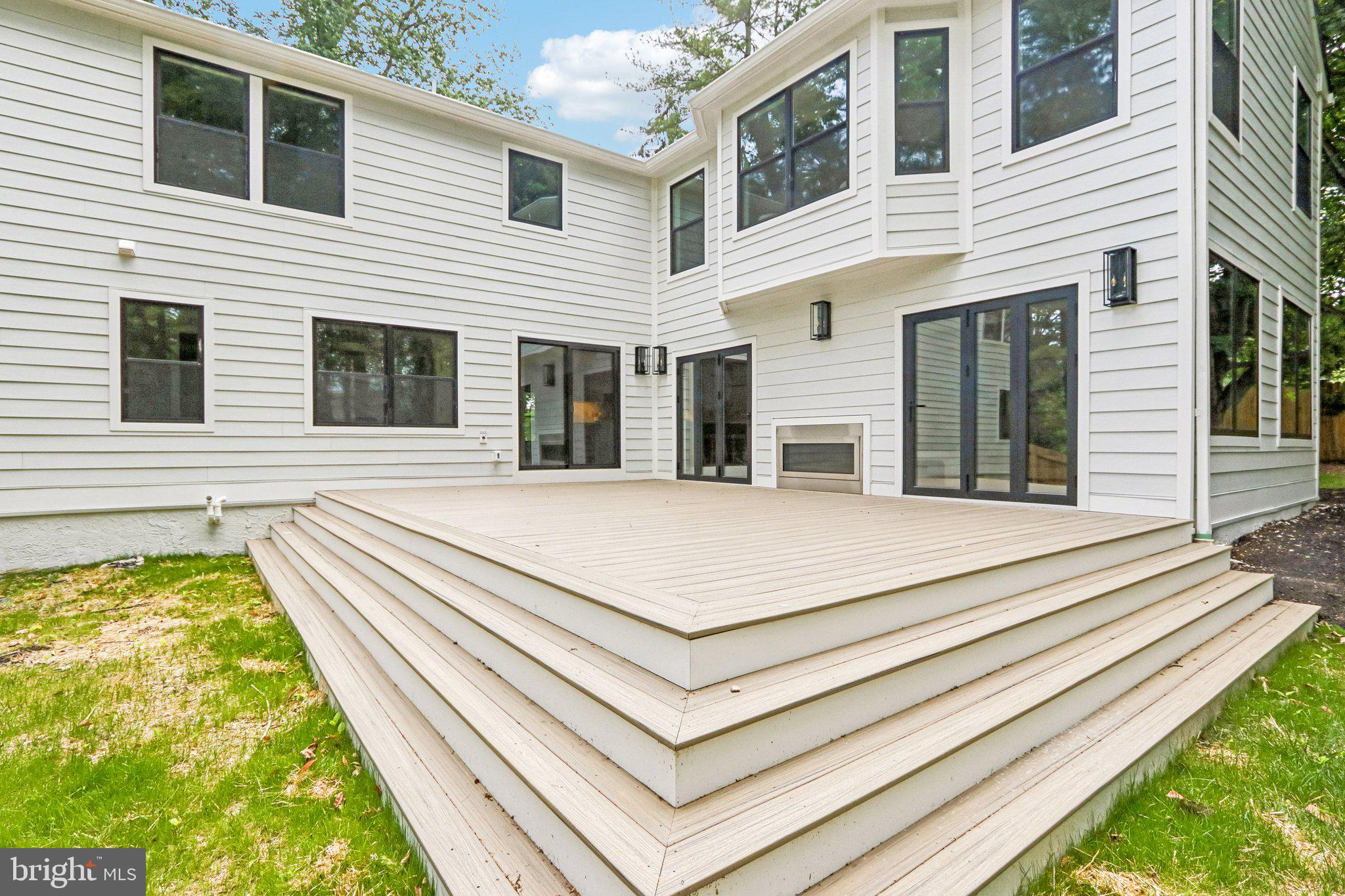 RADNOR HUNT - Residential