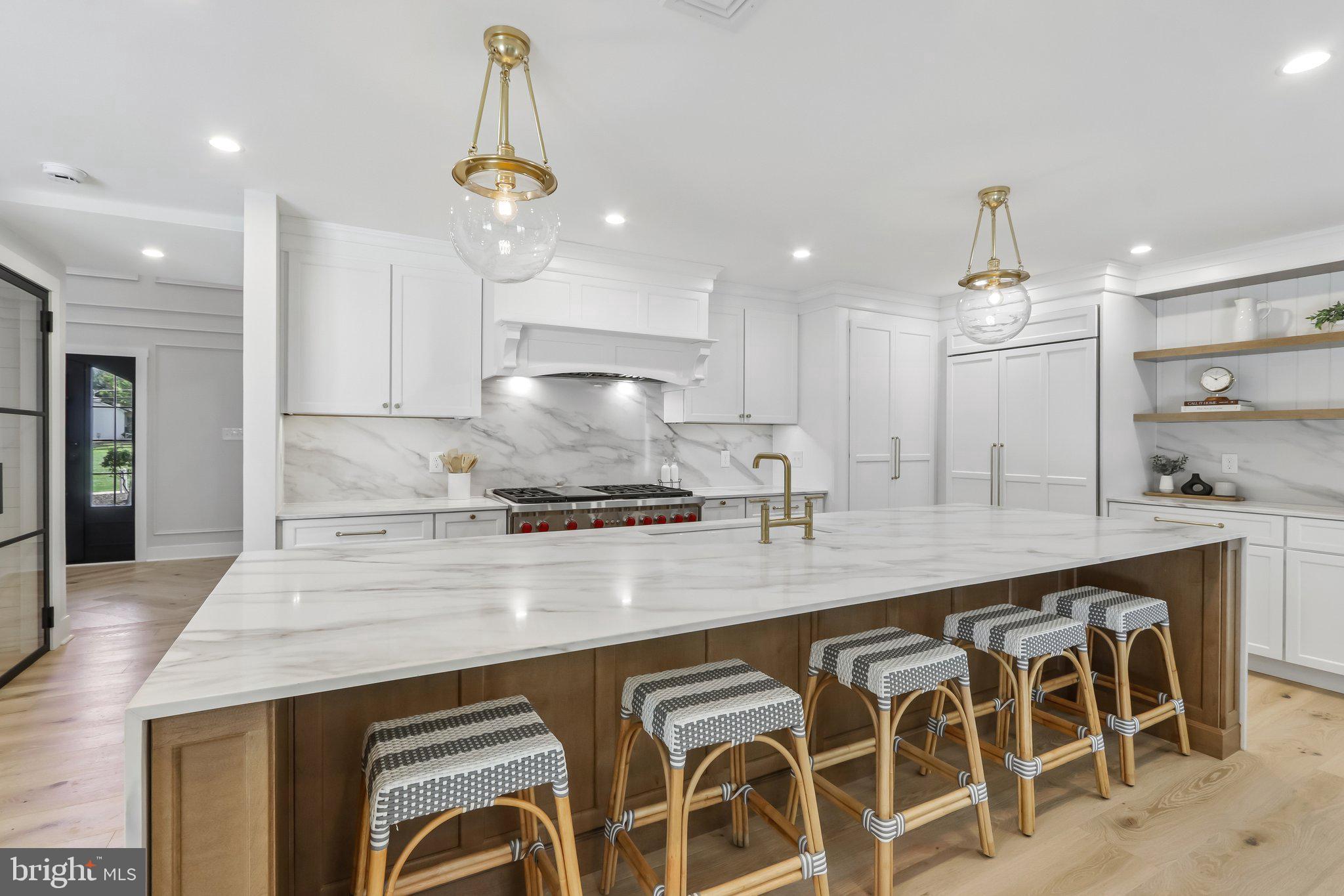 RADNOR HUNT - Residential