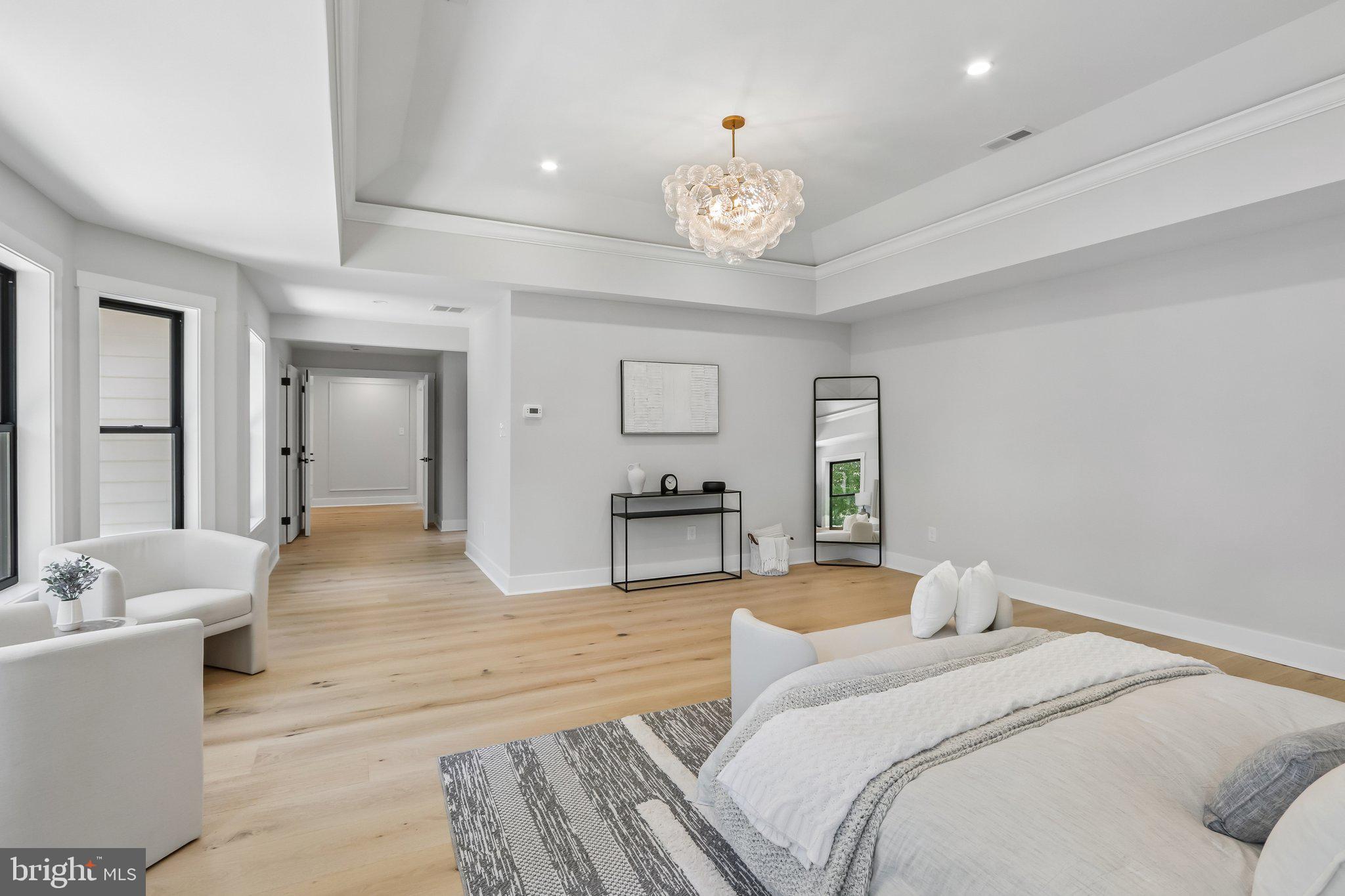 RADNOR HUNT - Residential