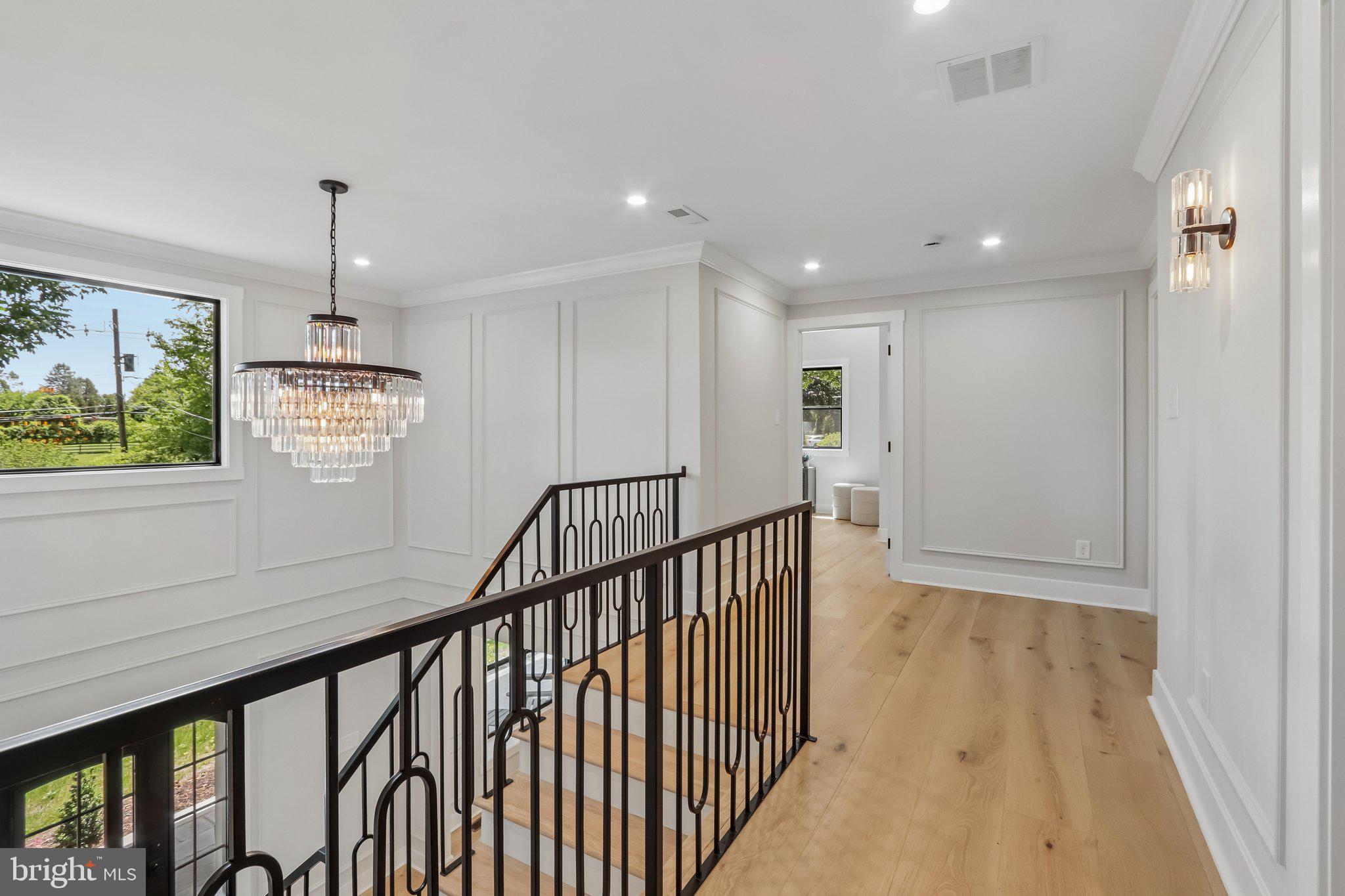RADNOR HUNT - Residential