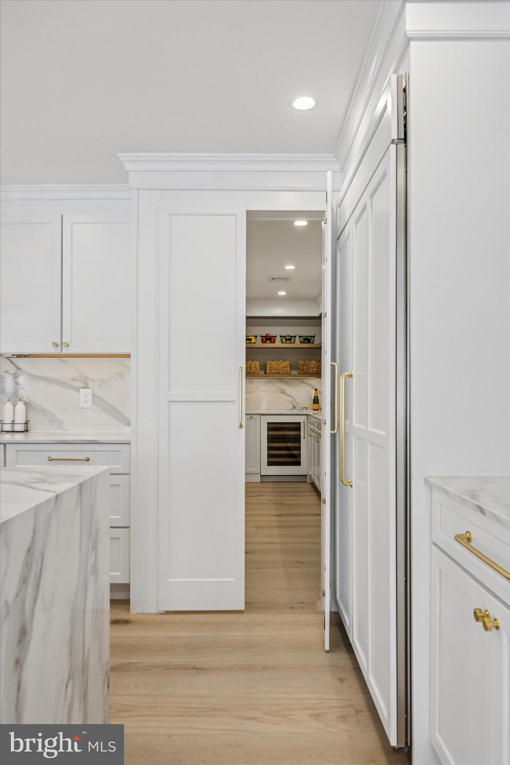 RADNOR HUNT - Residential