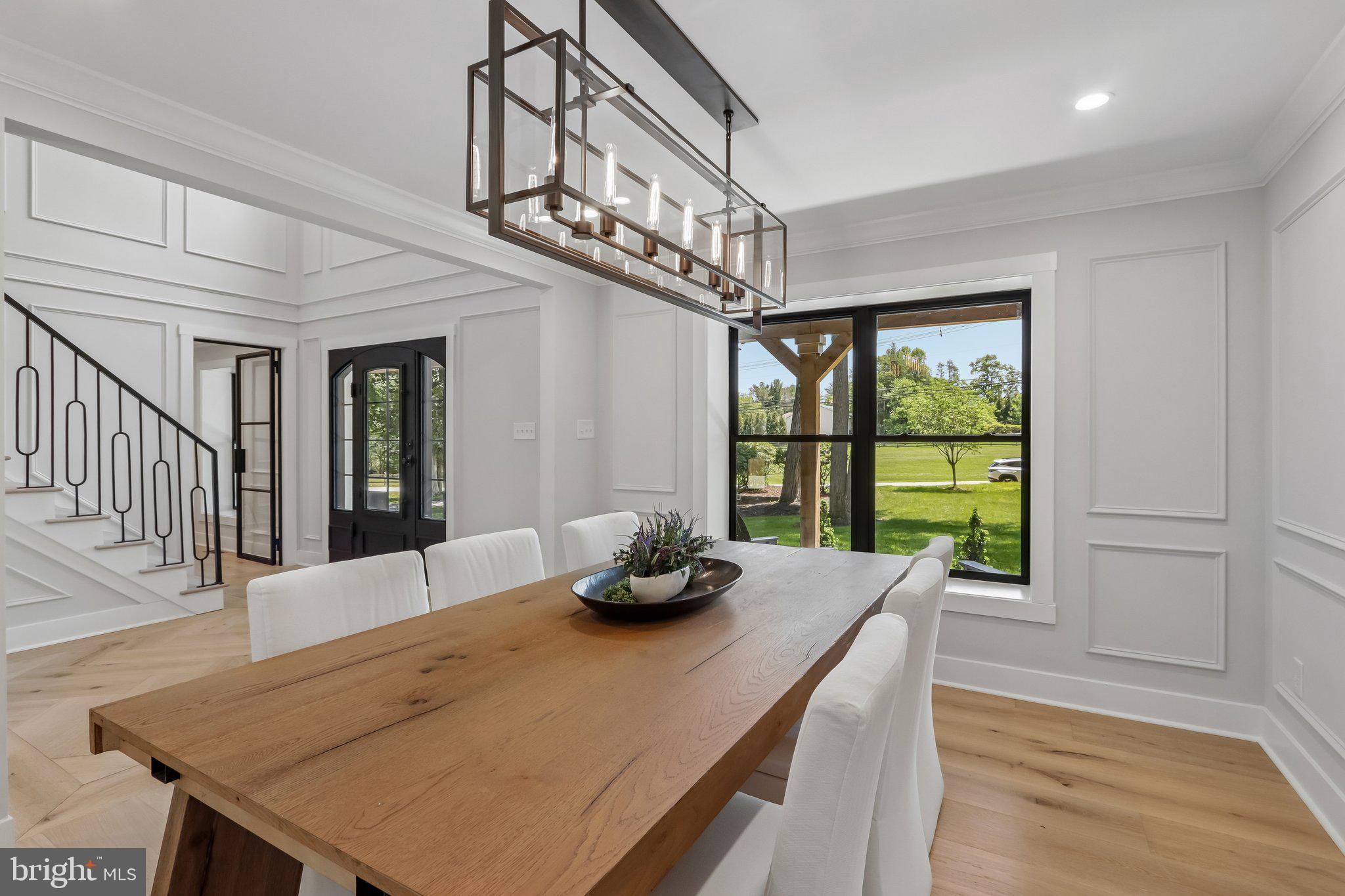 RADNOR HUNT - Residential