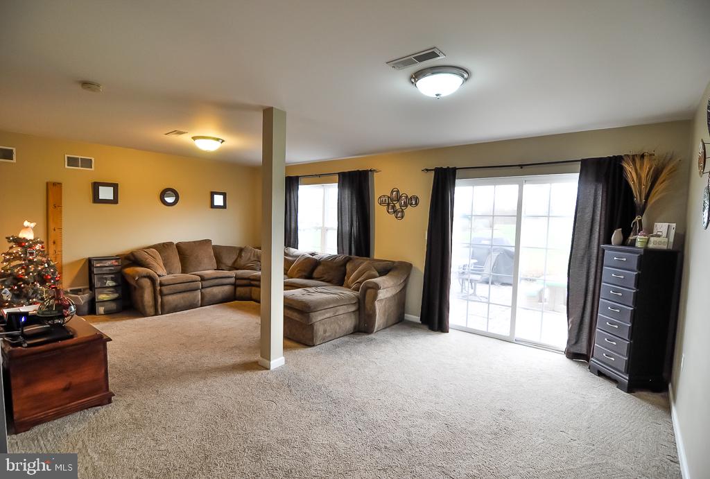 QUAIL HOLLOW - Residential