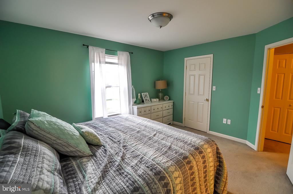 QUAIL HOLLOW - Residential