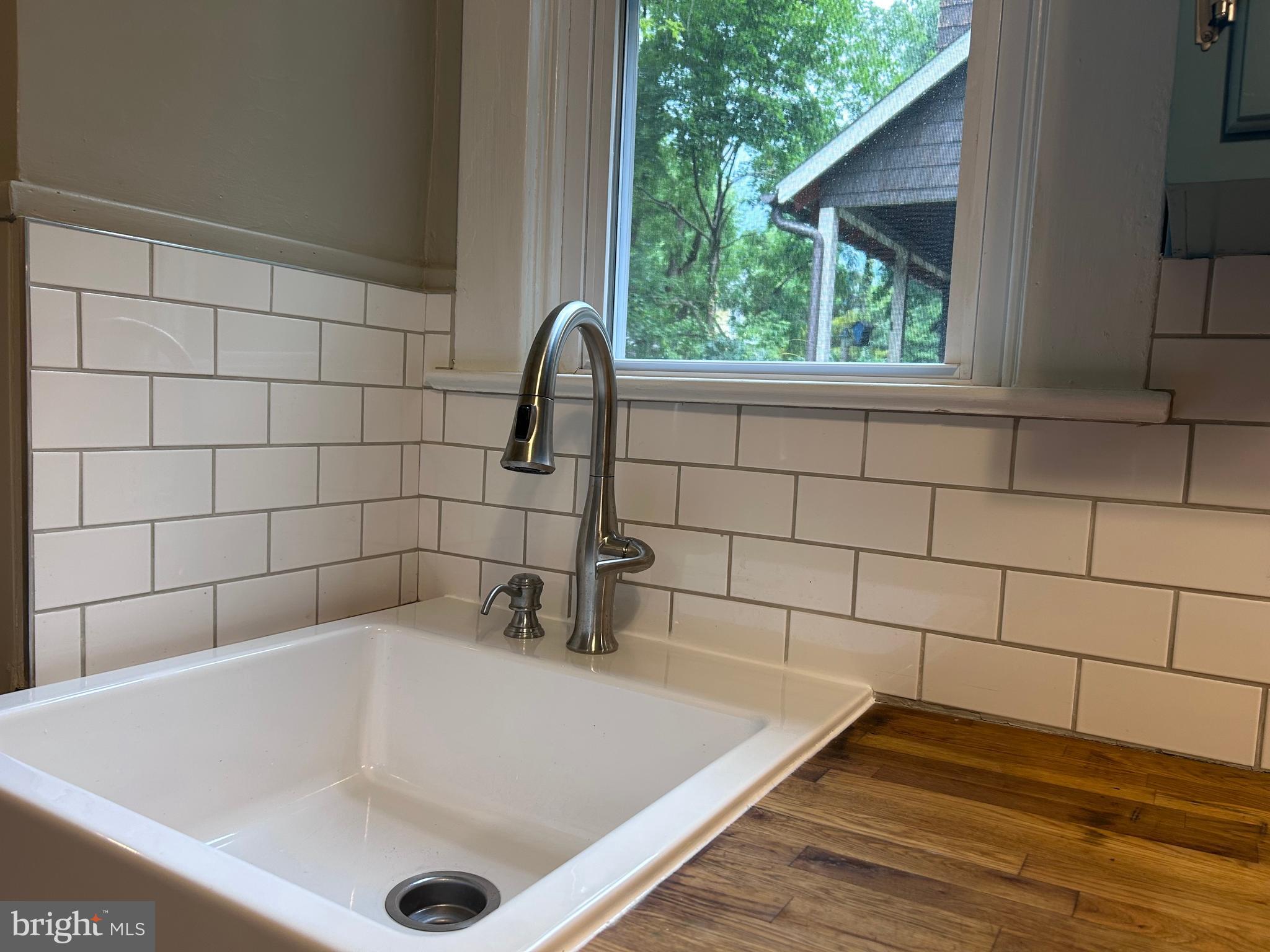 RADNOR WINSTON - Residential