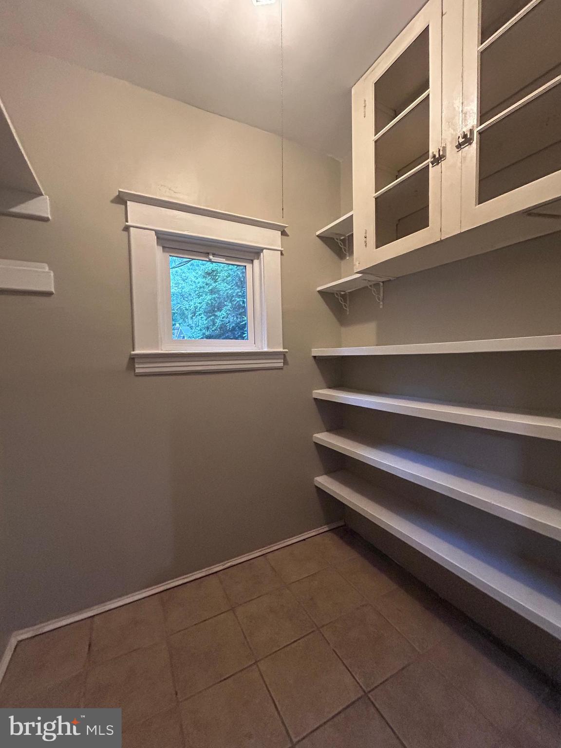 RADNOR WINSTON - Residential