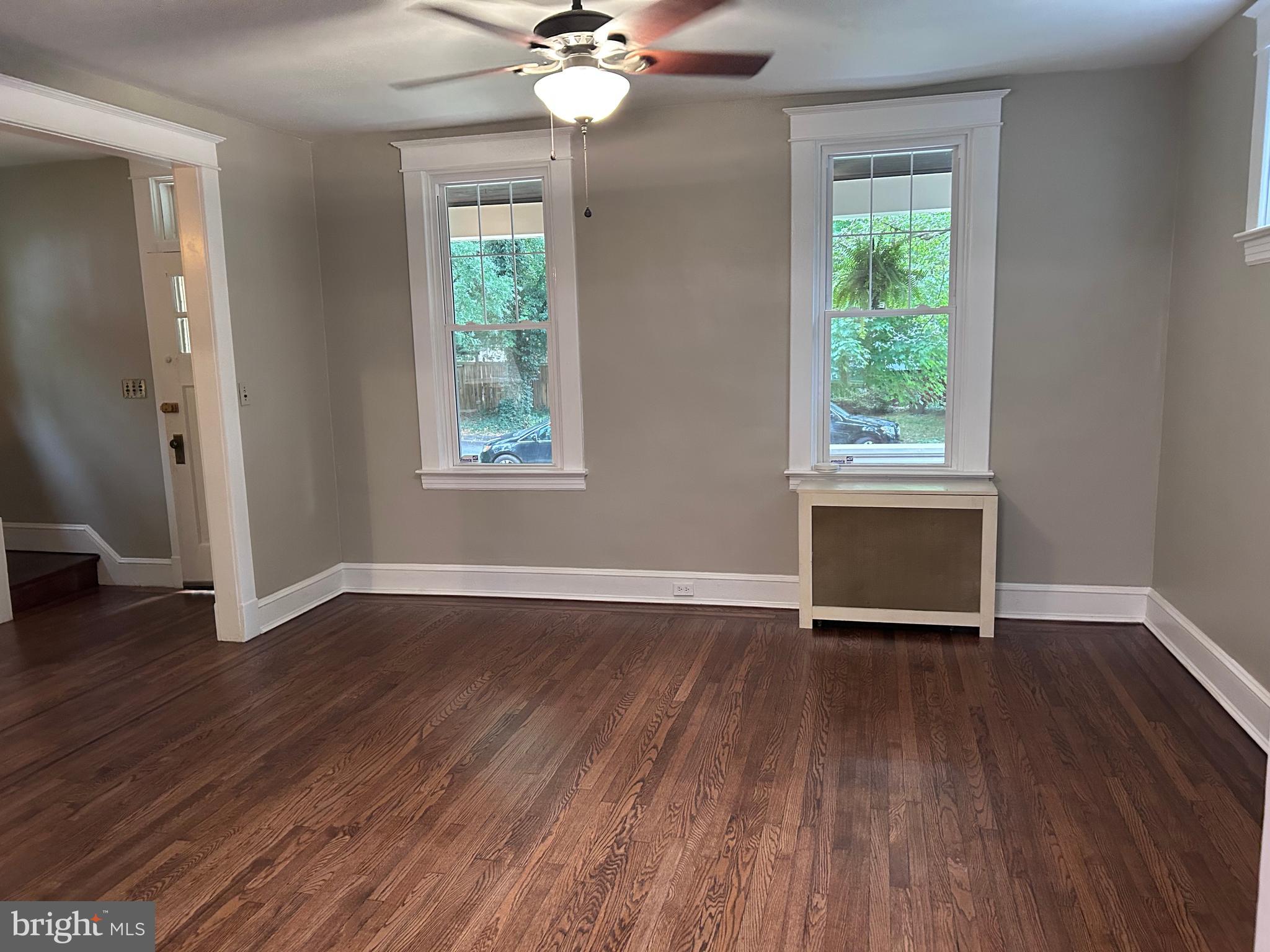 RADNOR WINSTON - Residential