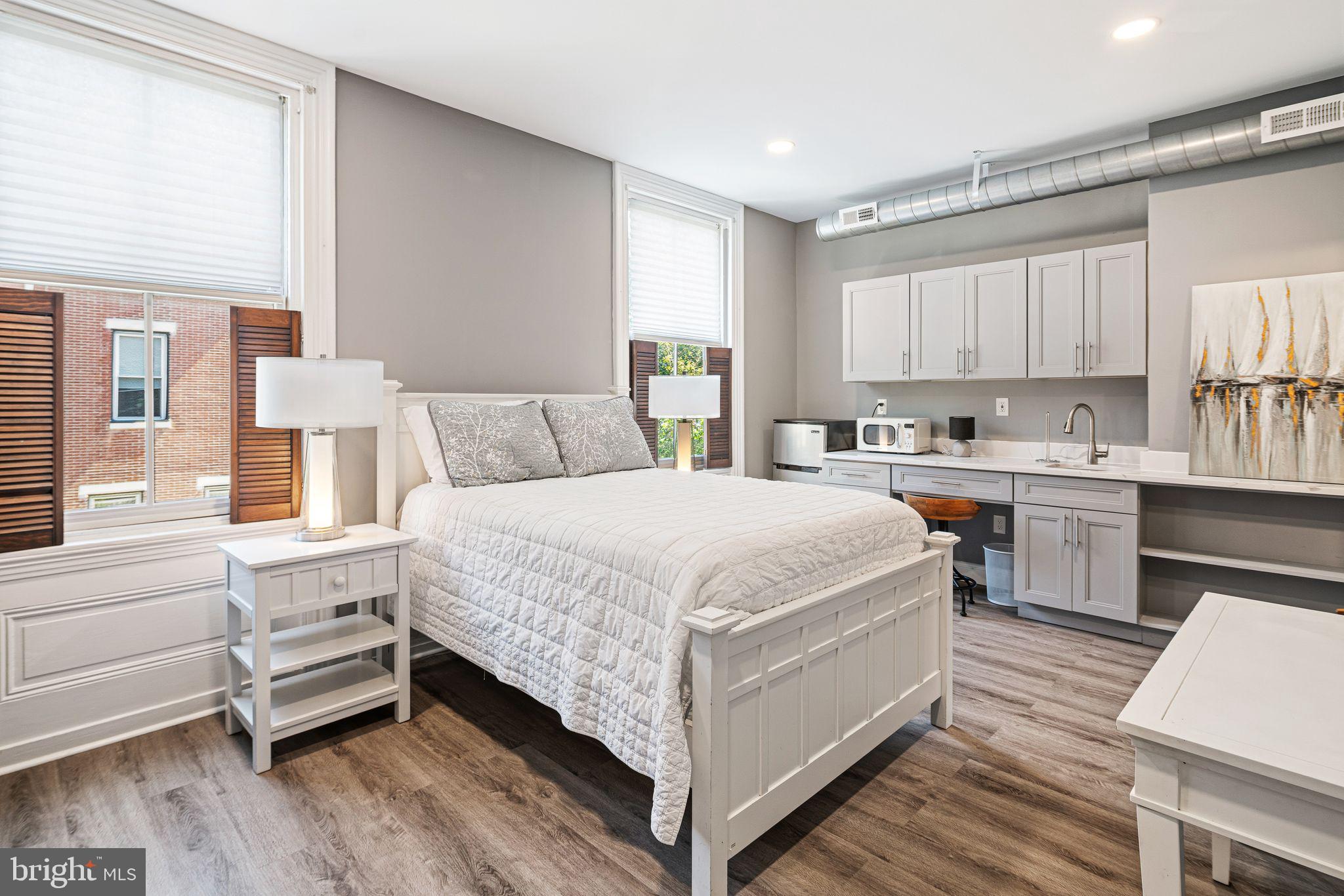 FAIRMOUNT - Residential