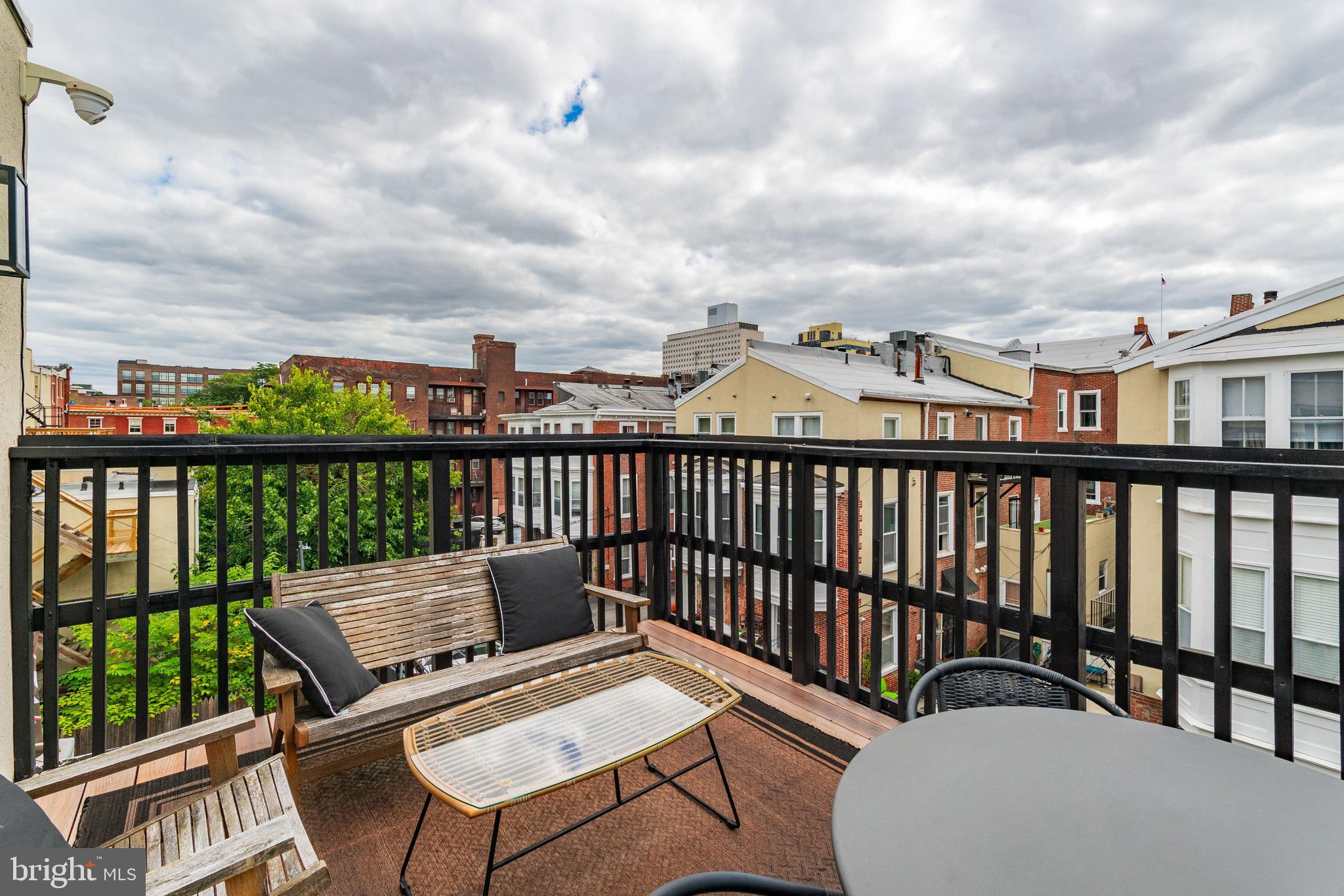 FAIRMOUNT - Residential