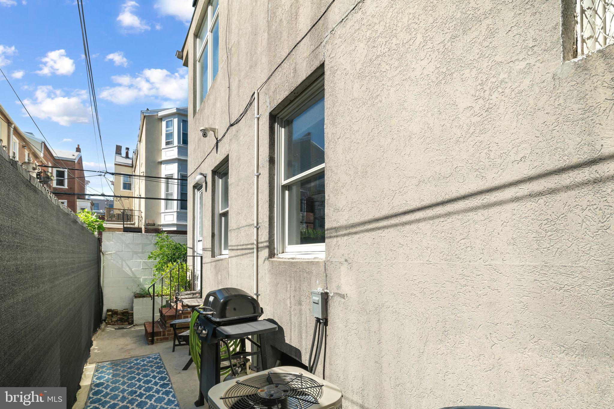 FAIRMOUNT - Residential