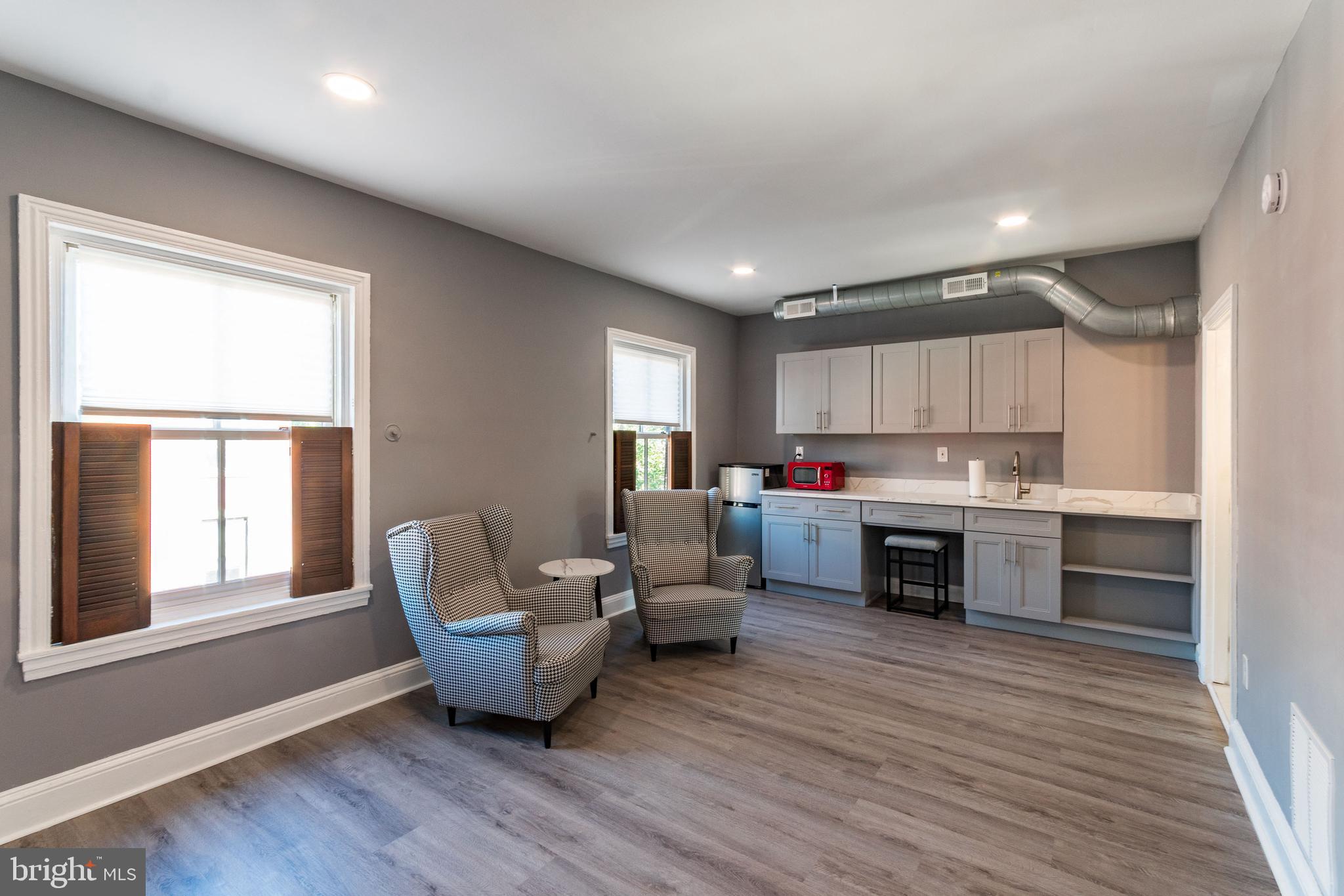 FAIRMOUNT - Residential