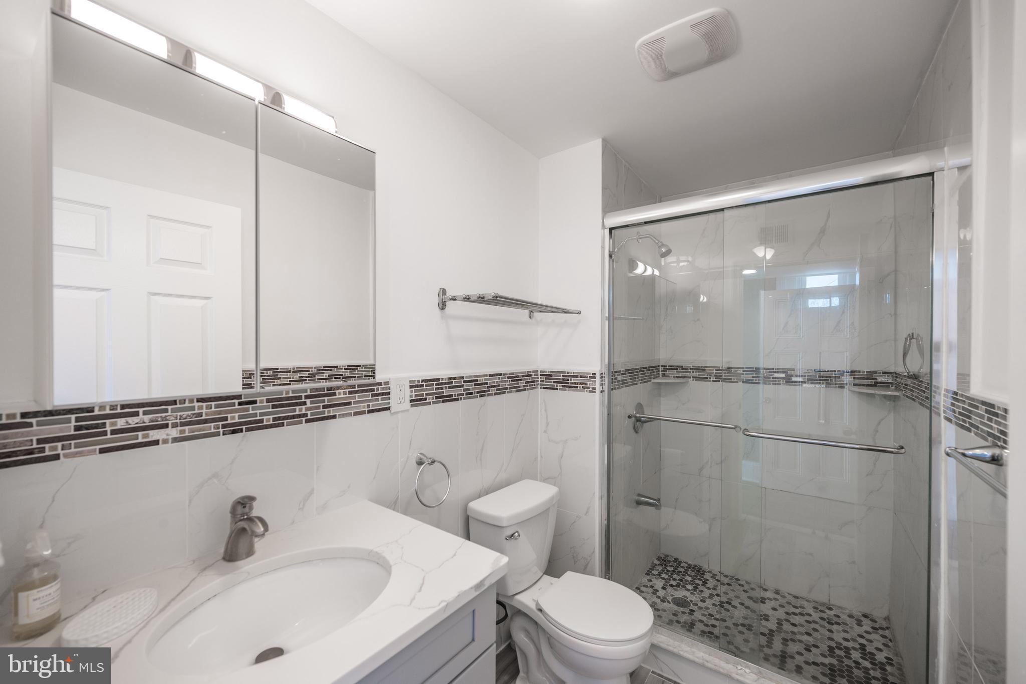 FAIRMOUNT - Residential