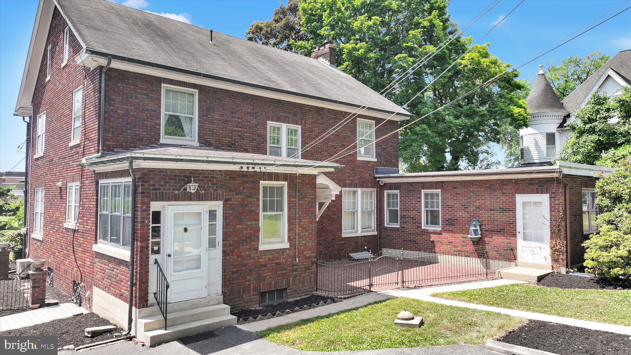 CAMP HILL BOROUGH - Residential