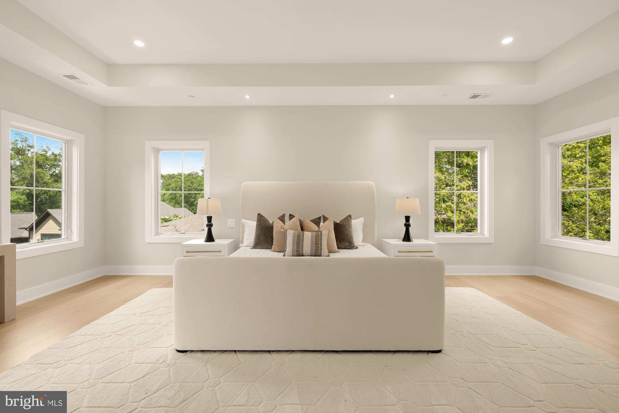 WOODHAVEN - Residential
