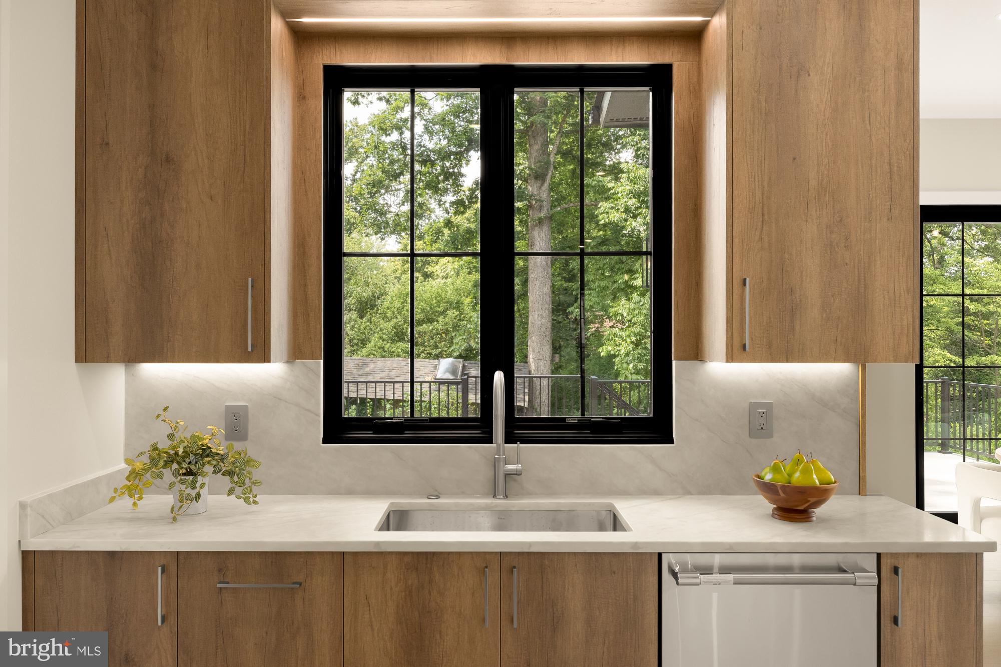 WOODHAVEN - Residential