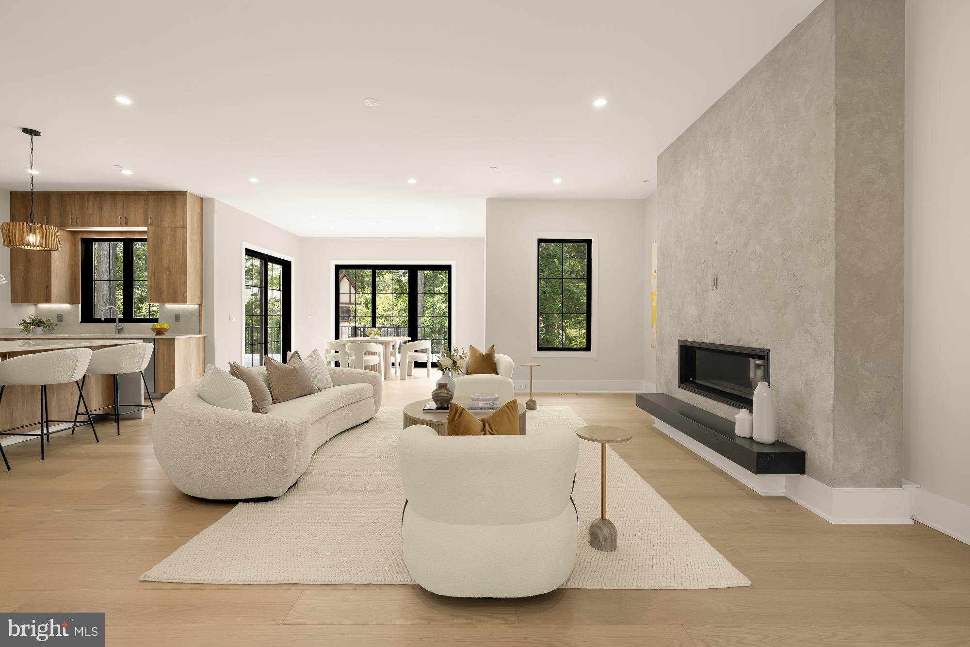 WOODHAVEN - Residential
