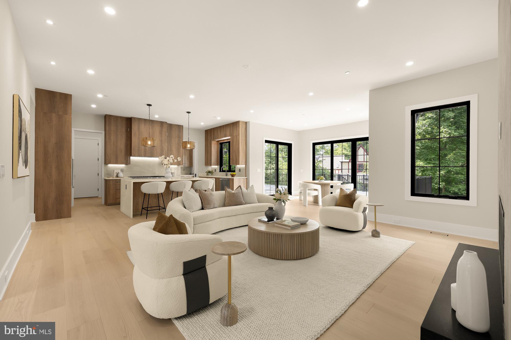 WOODHAVEN - Residential