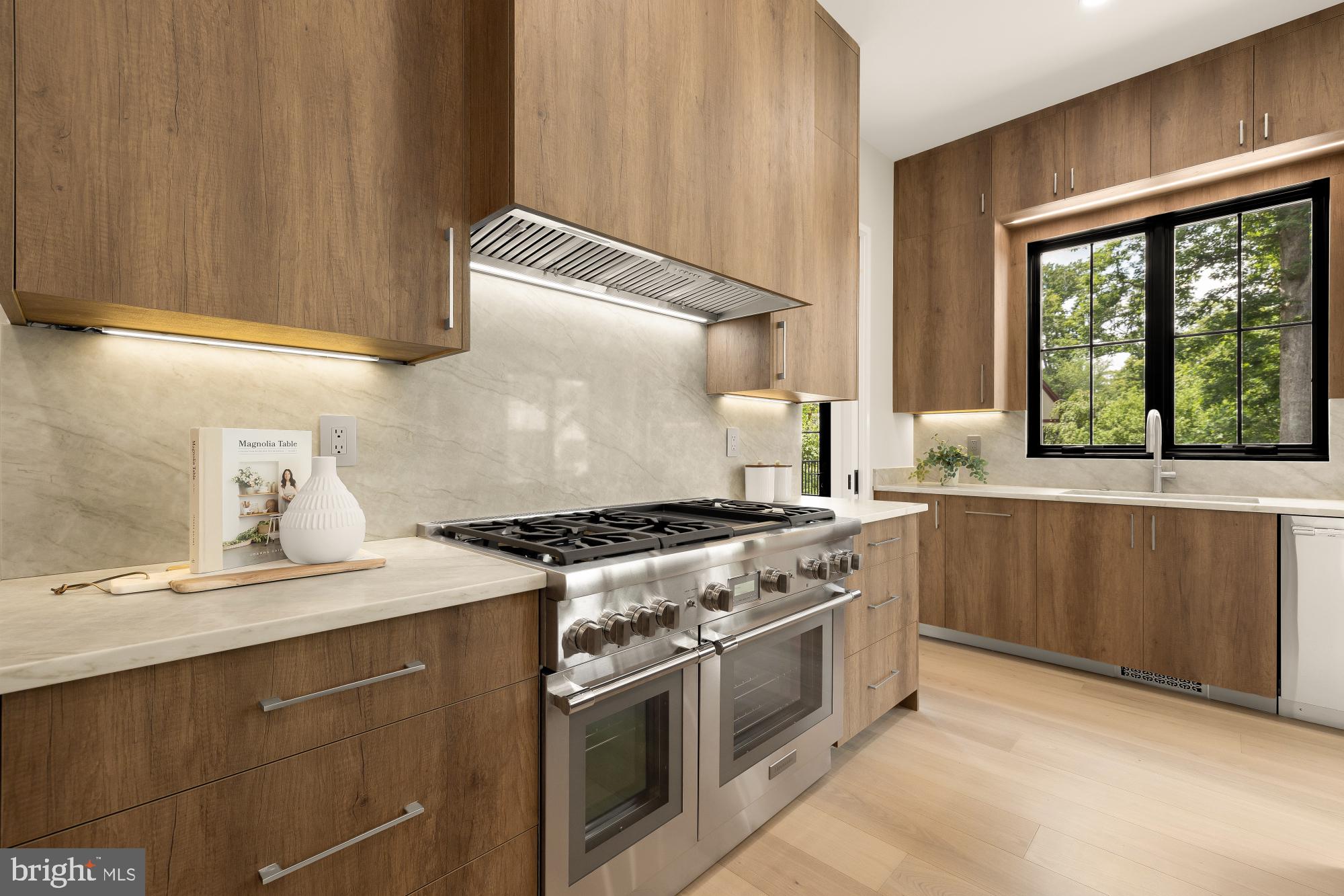 WOODHAVEN - Residential