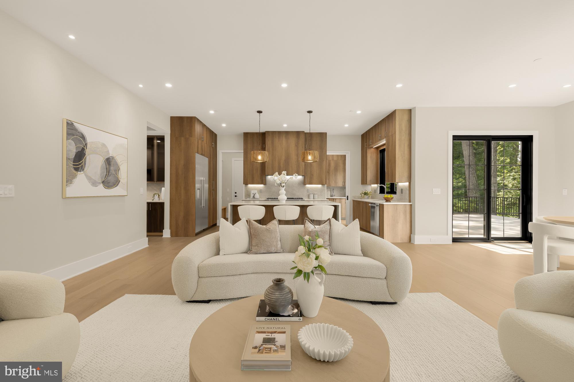 WOODHAVEN - Residential