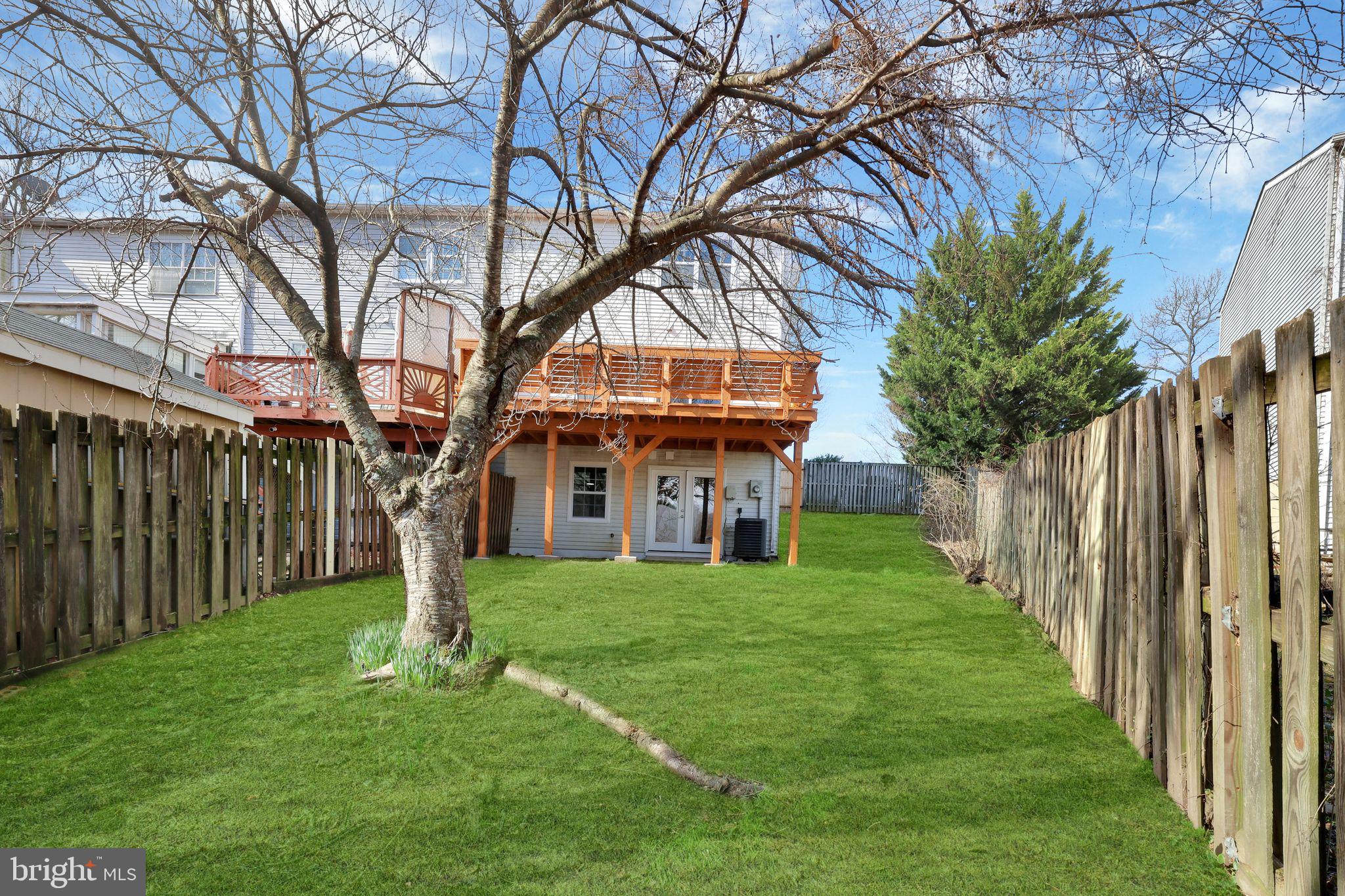 THE MEADOWS - LA PLATA - Residential