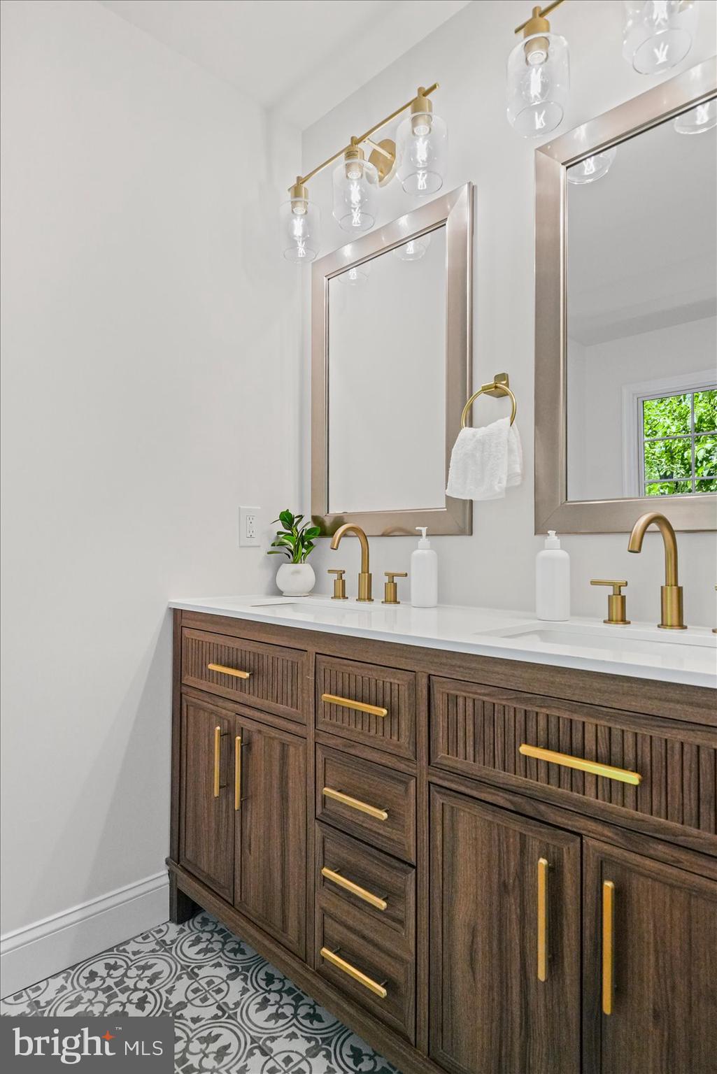 CARROLL COUNTY FARMETTES - Residential