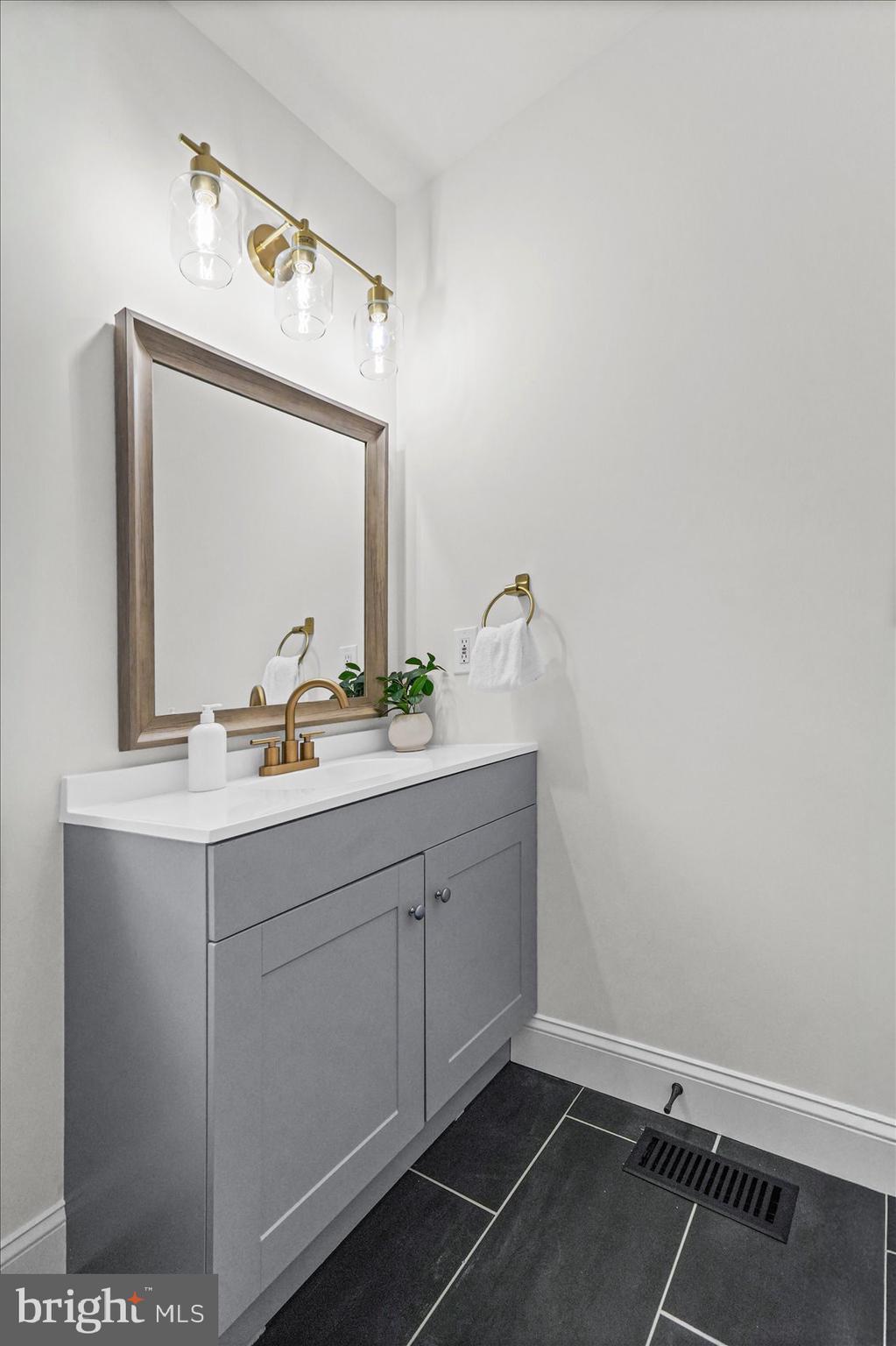 CARROLL COUNTY FARMETTES - Residential