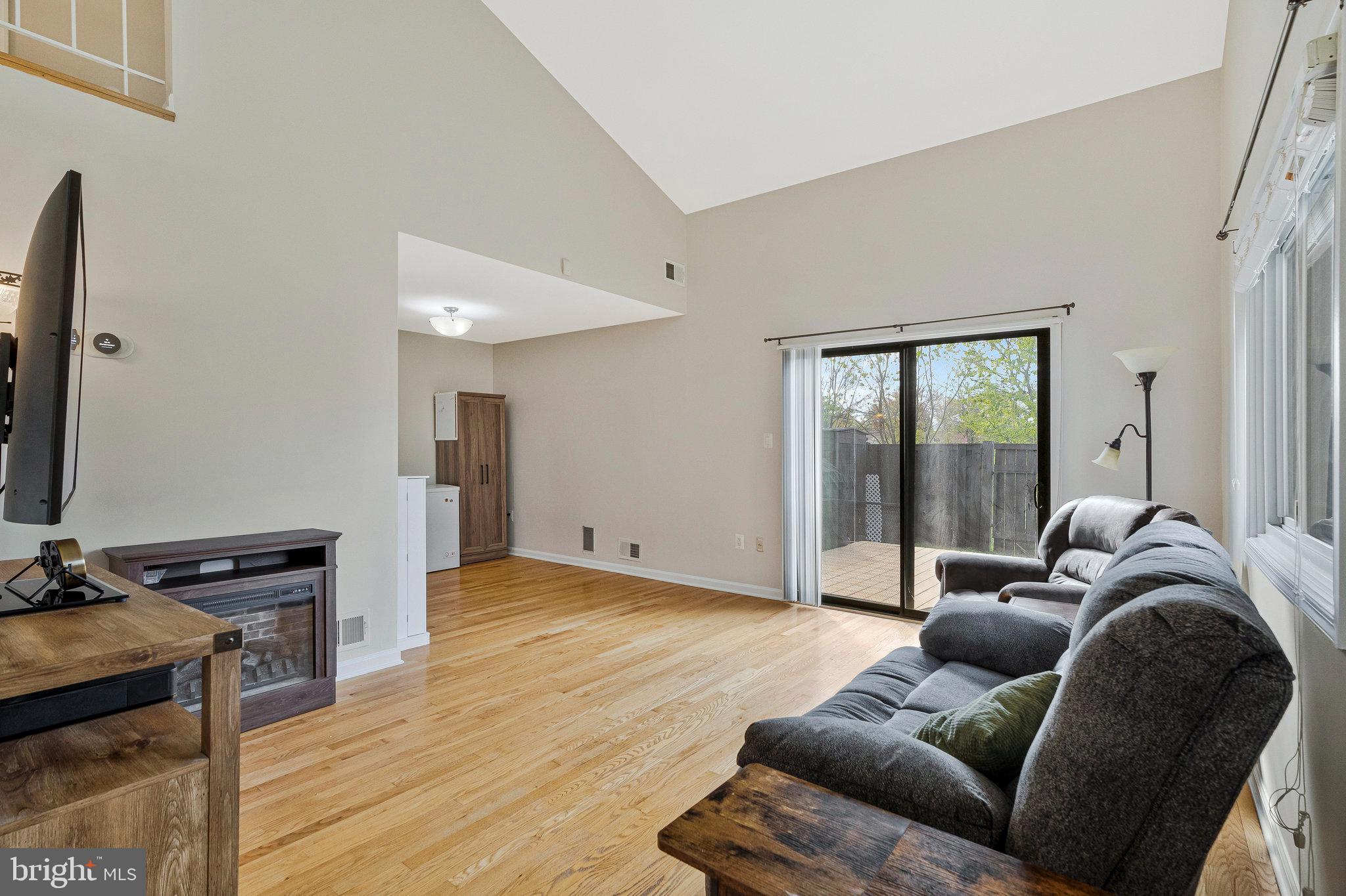 SUGARLAND RUN - Residential