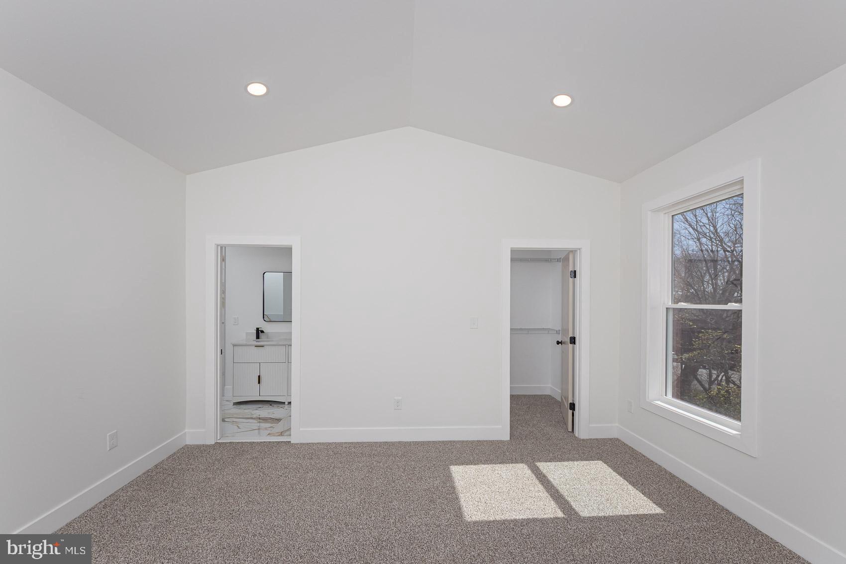 DEERFIELD - Residential