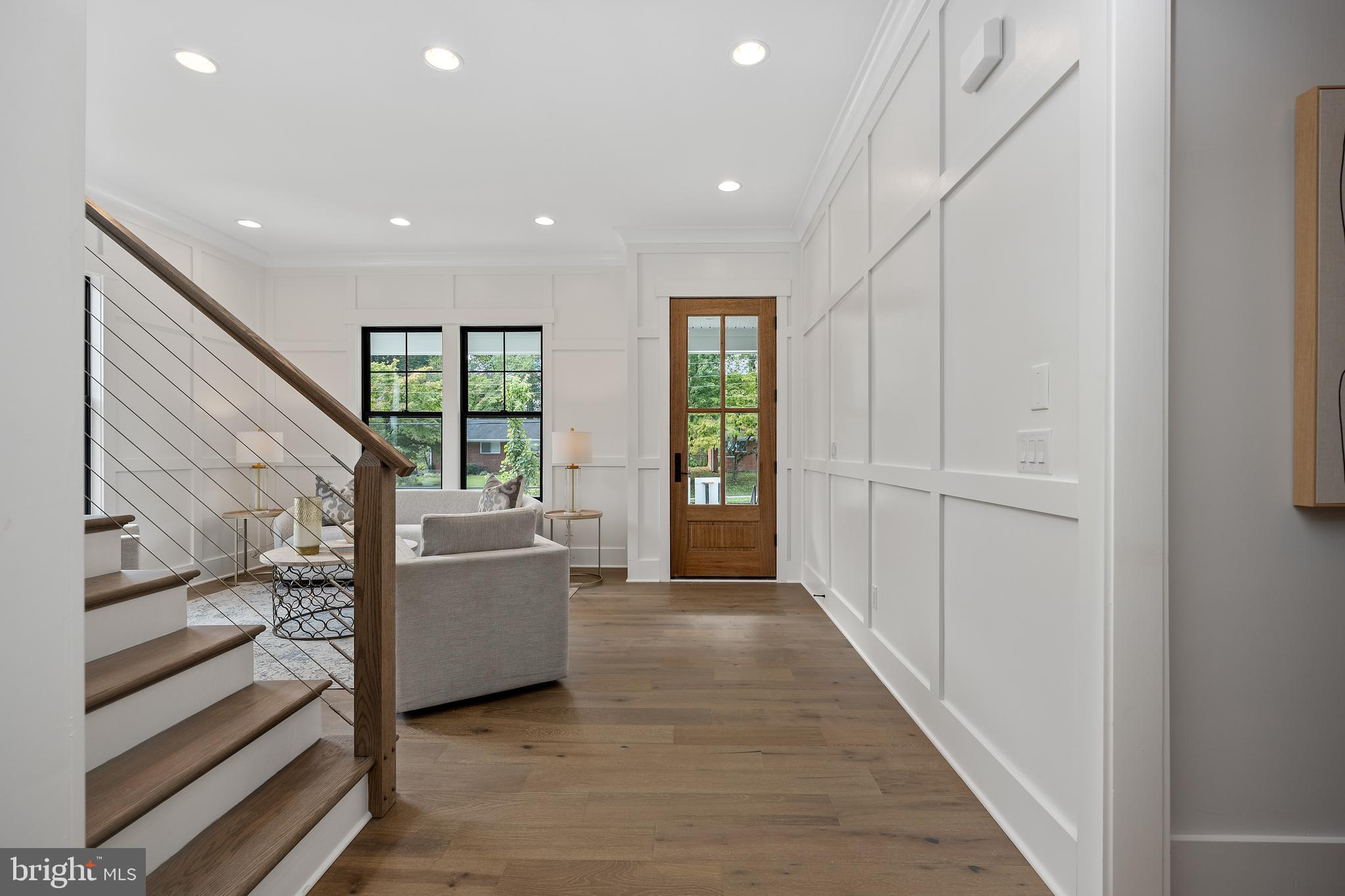 VIENNA WOODS - Residential
