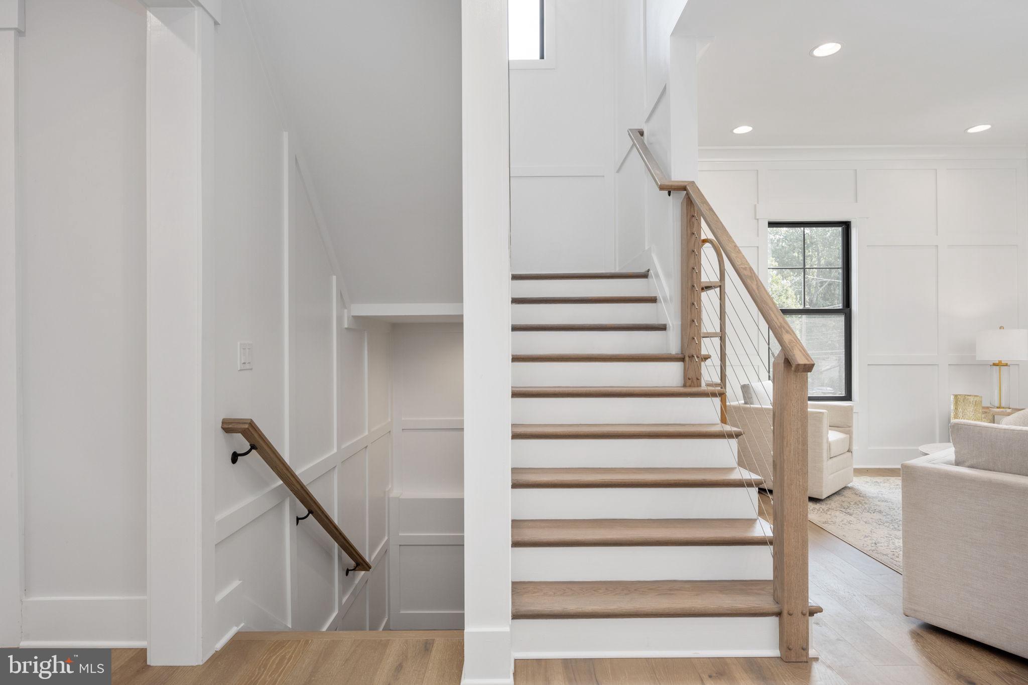 VIENNA WOODS - Residential